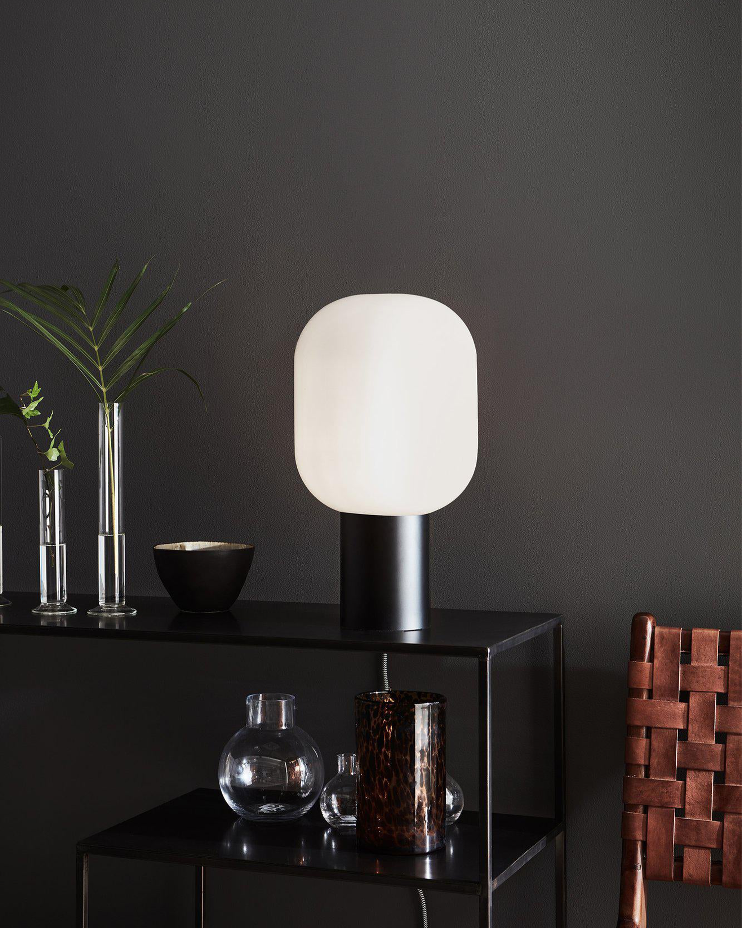 Lampada da tavolo Brooklyn, nera