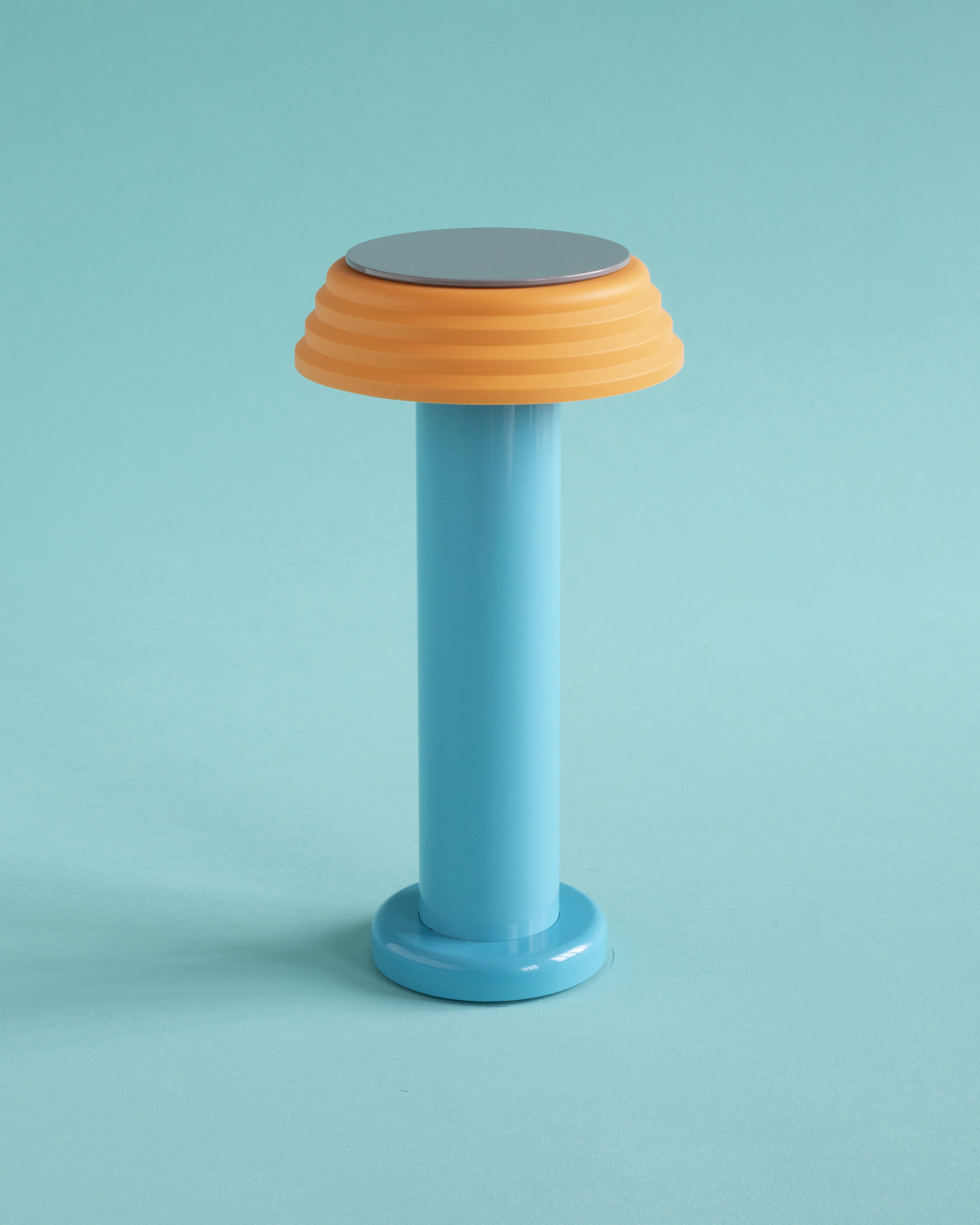 Lampada da tavolo portatile PL1, blu e arancione