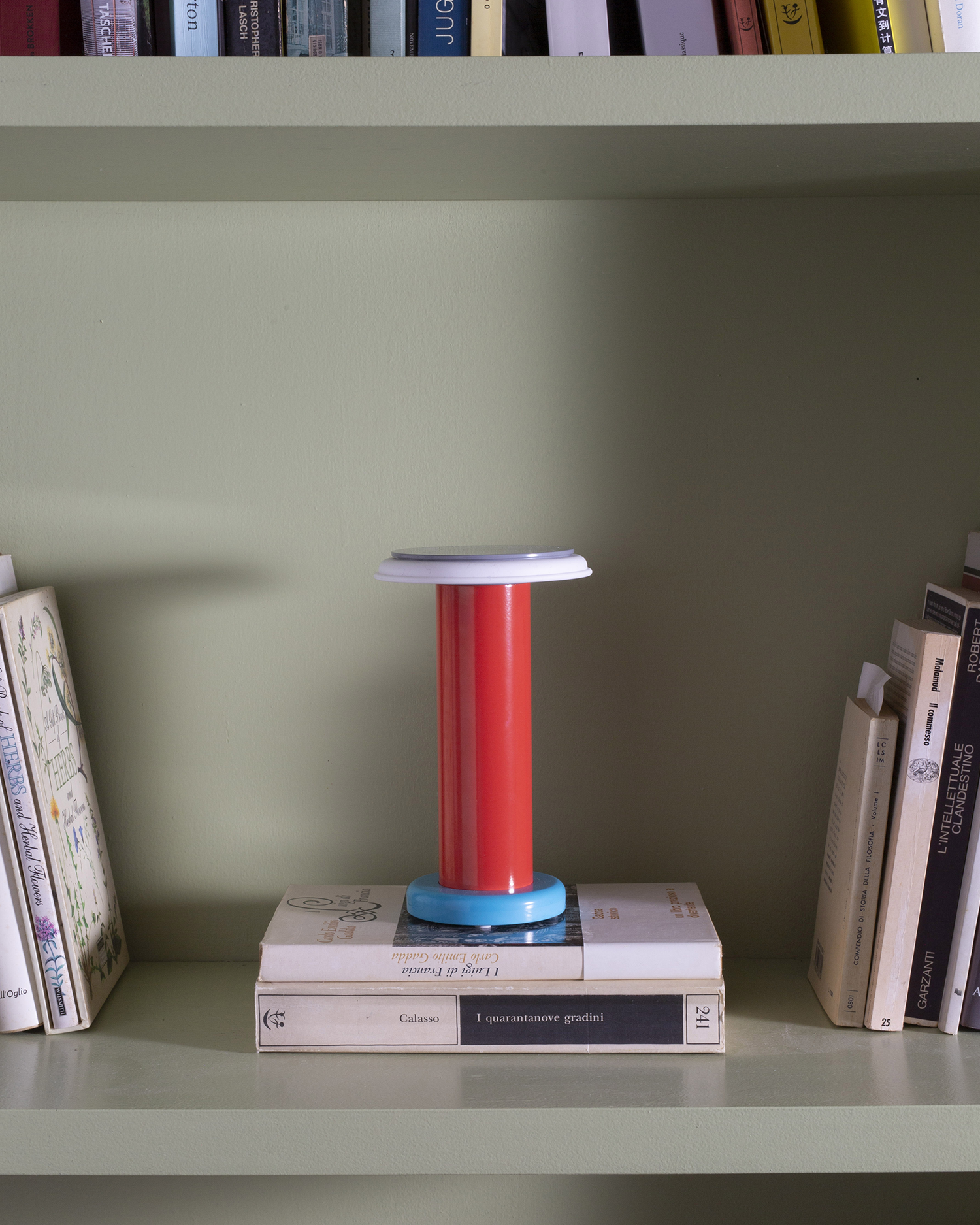Lampada da tavolo portatile PL5, multicolore