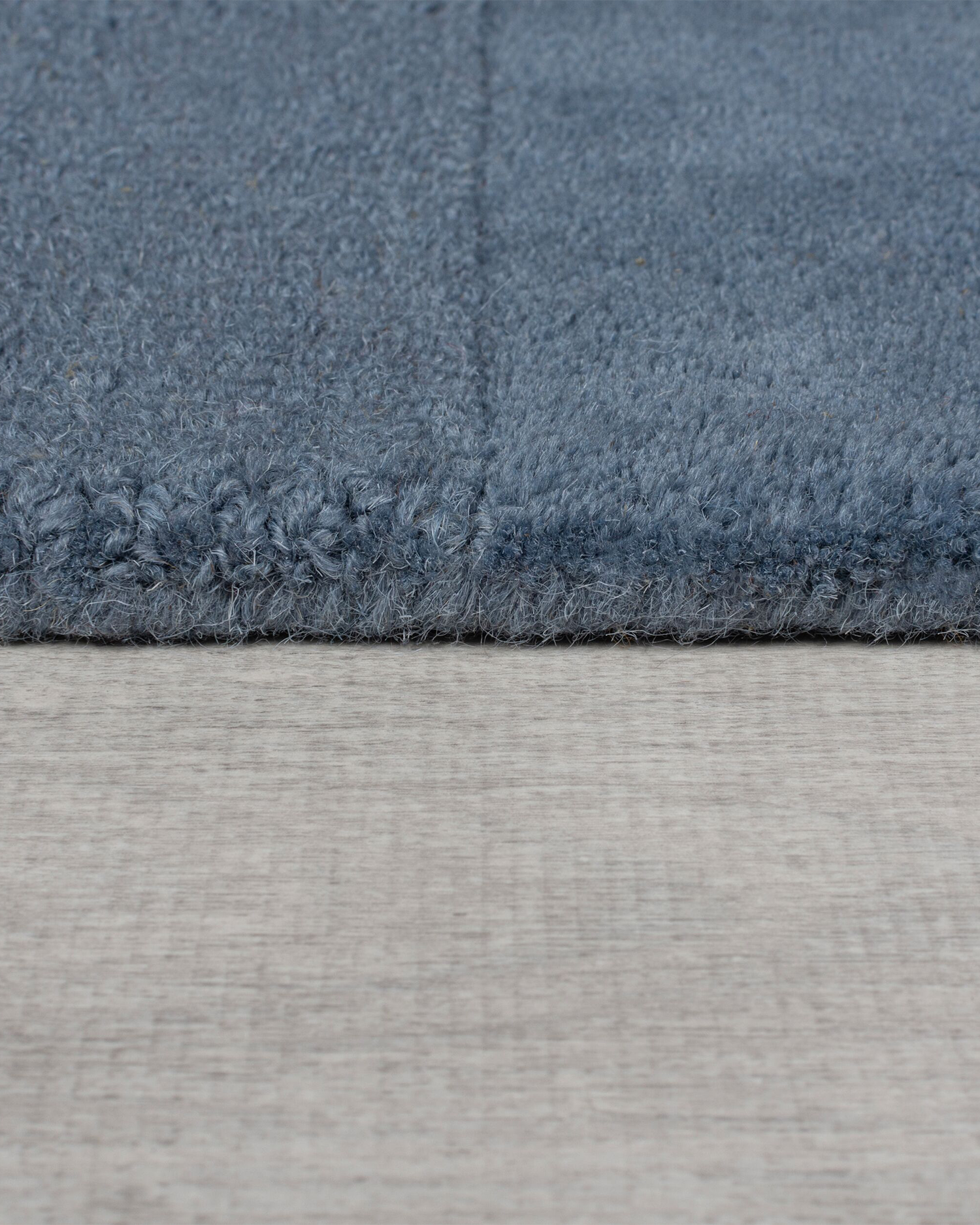 Tappeto moderno in lana Checkerboard, blu