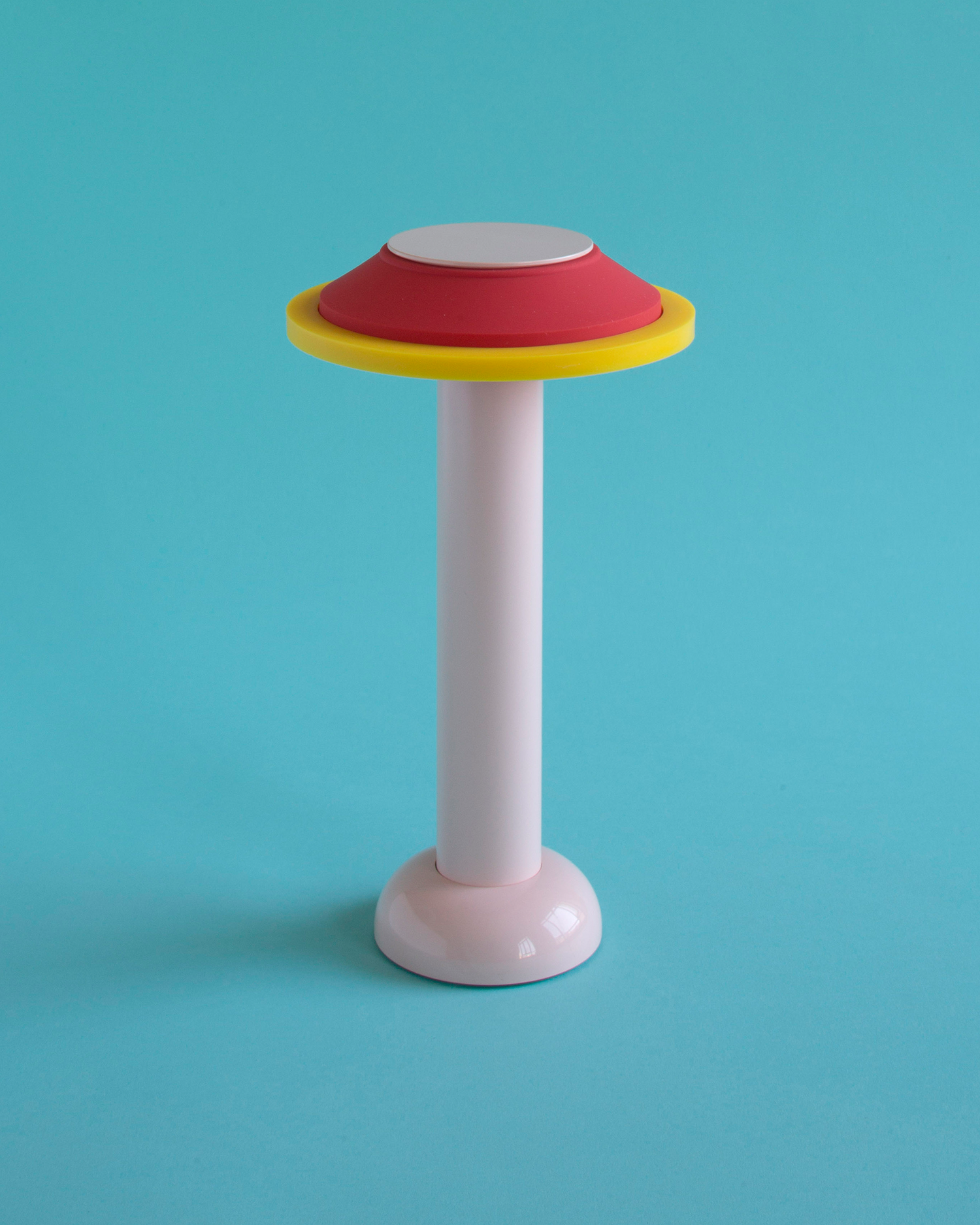 Lampada da tavolo portatile PL2, rosa e rossa