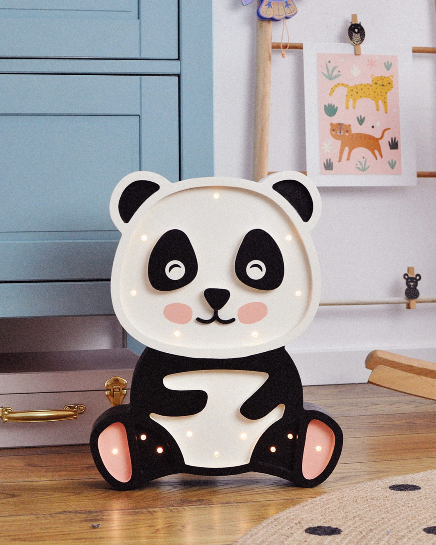 Lampada portatile in legno Panda