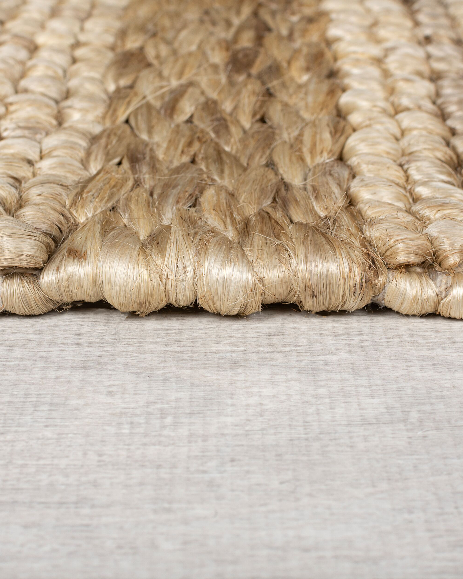 Tappeto a strisce in juta Drew Braid