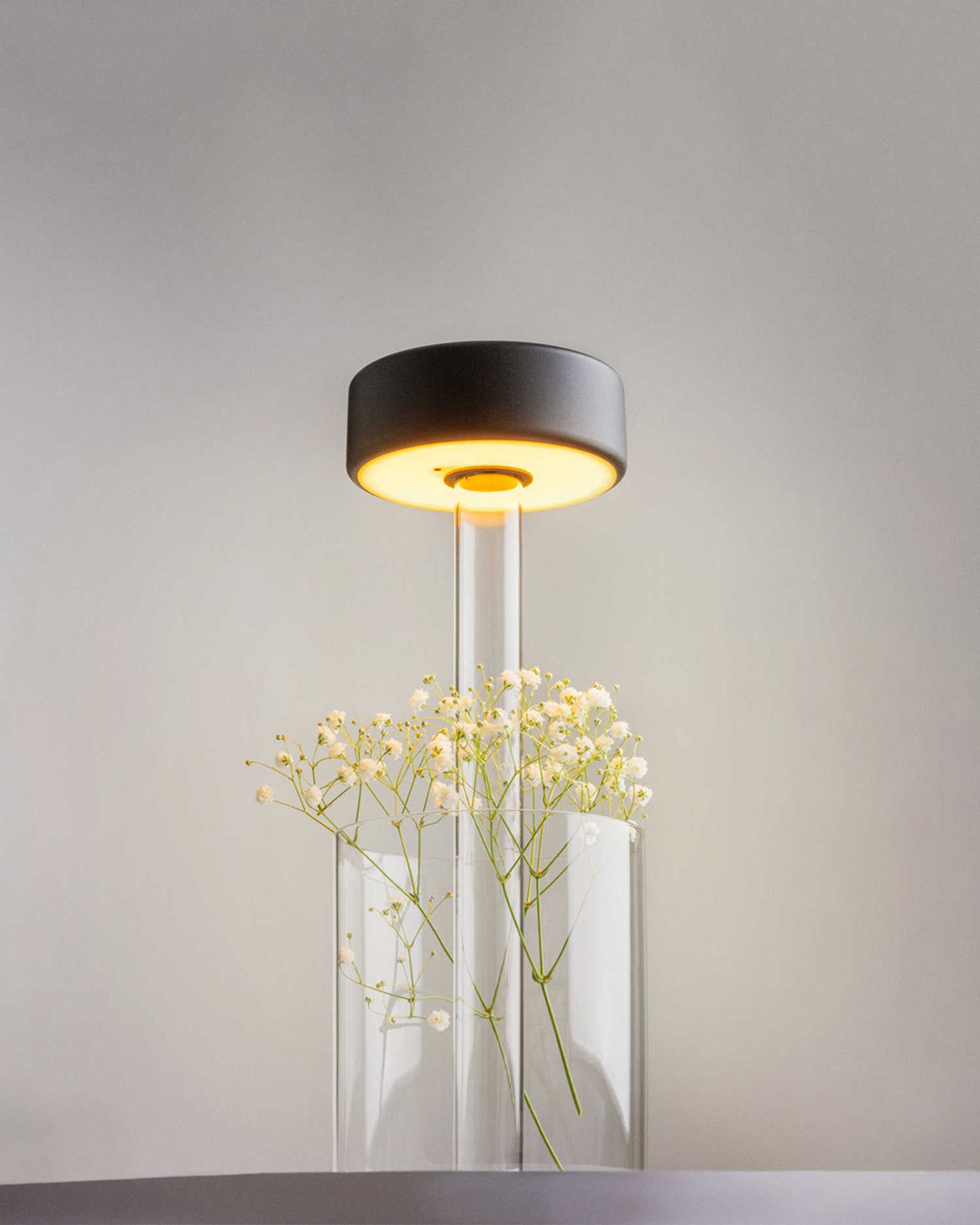 Lampada portatile AI Collaboration, nero