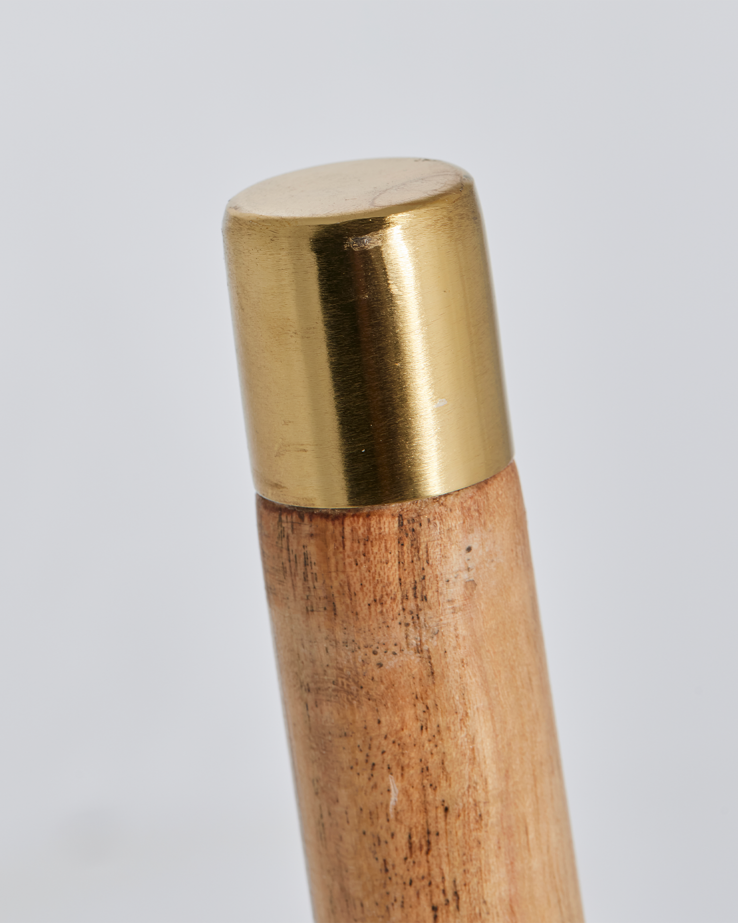 Portarotolo da cucina in marmo bianco e legno
