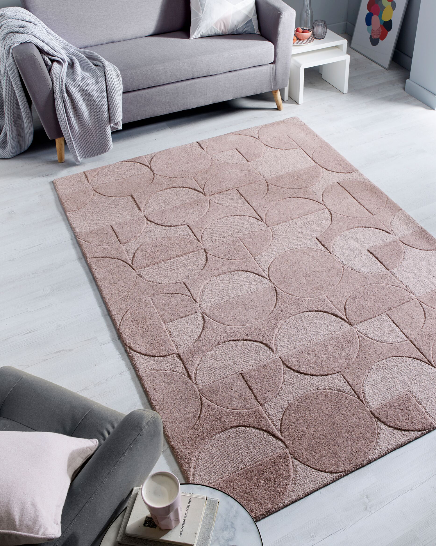 Tappeto geometrico in lana Gigi, rosa