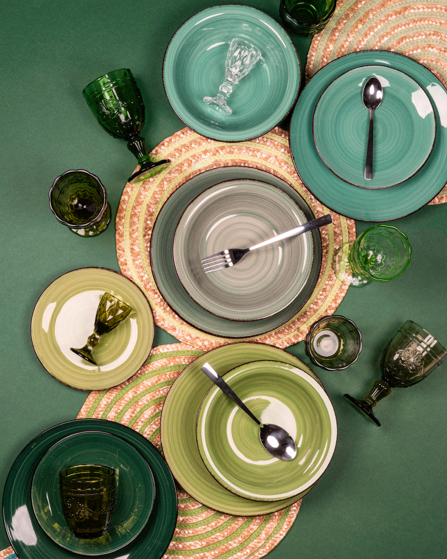 Calici in vetro trasparente con decoro Syrah, greenery