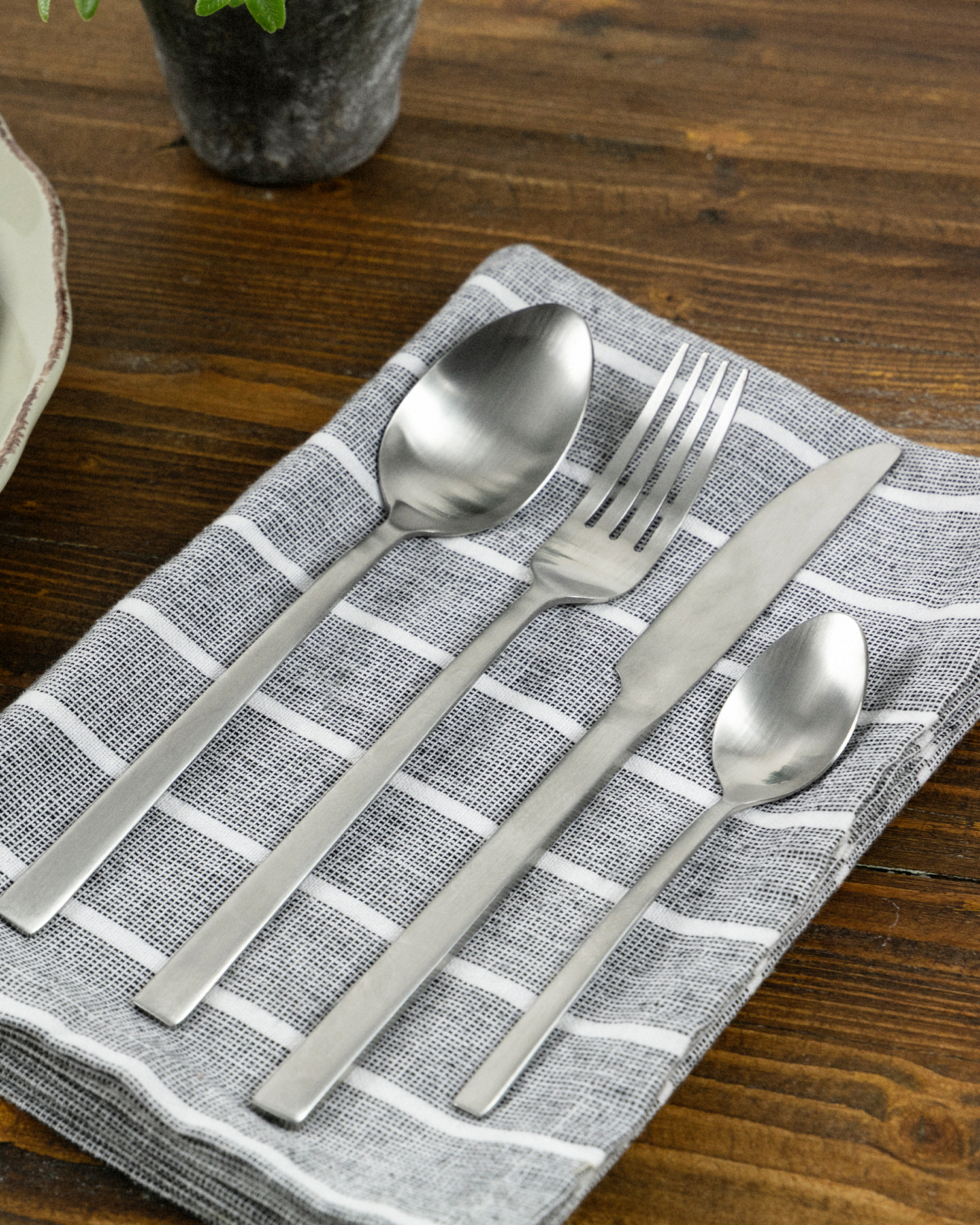 Set 24 posate in acciaio Lexington