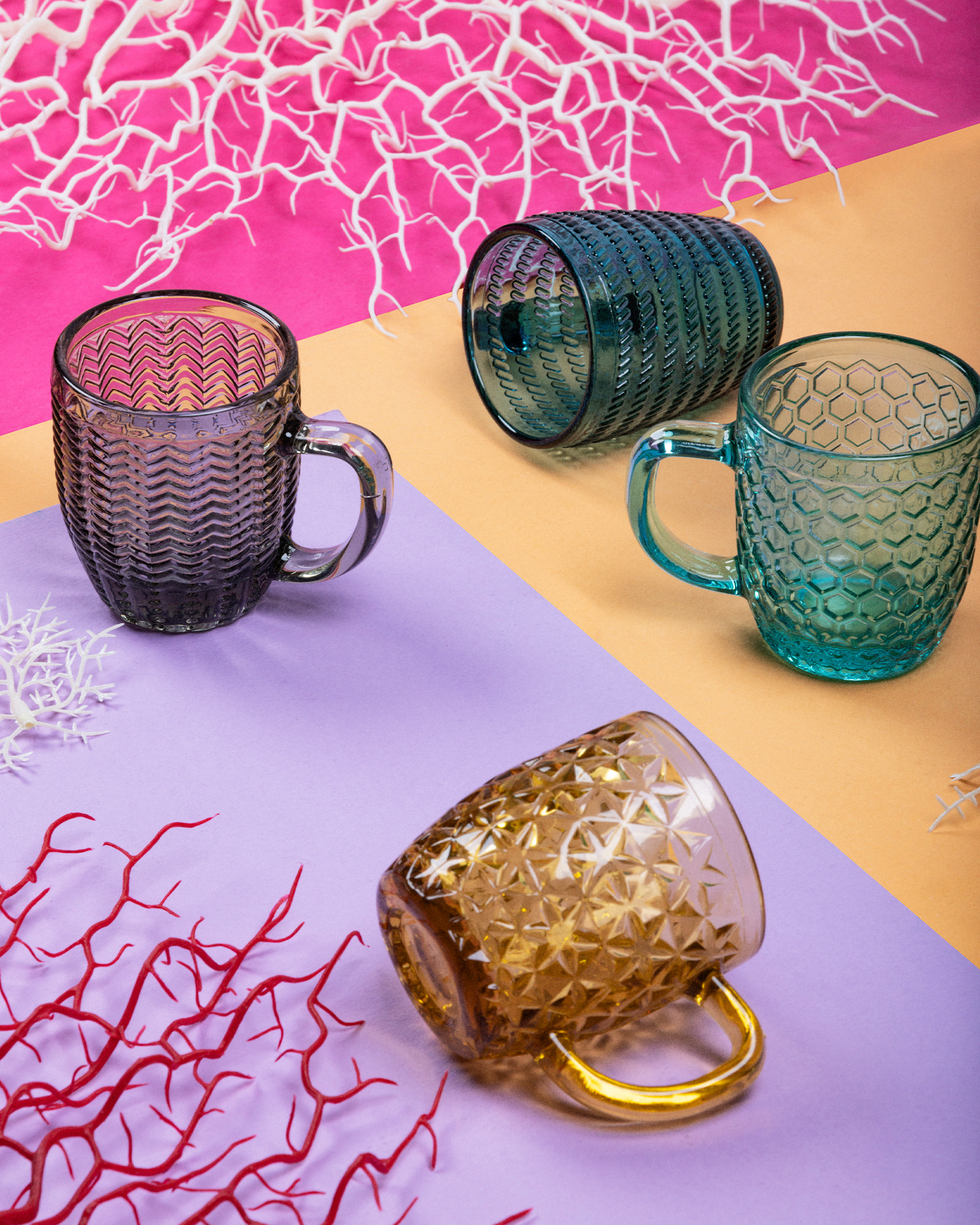 Set tazzine in vetro colorato Geometrie