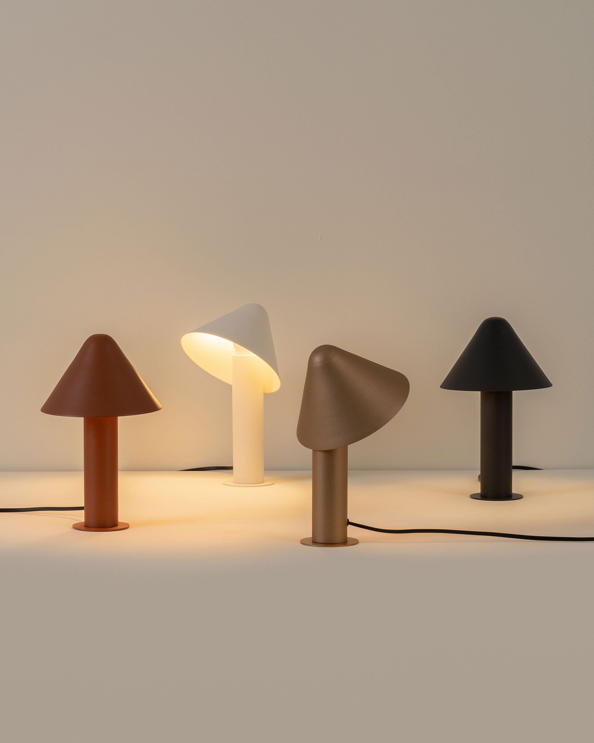 Lampada da tavolo Shita