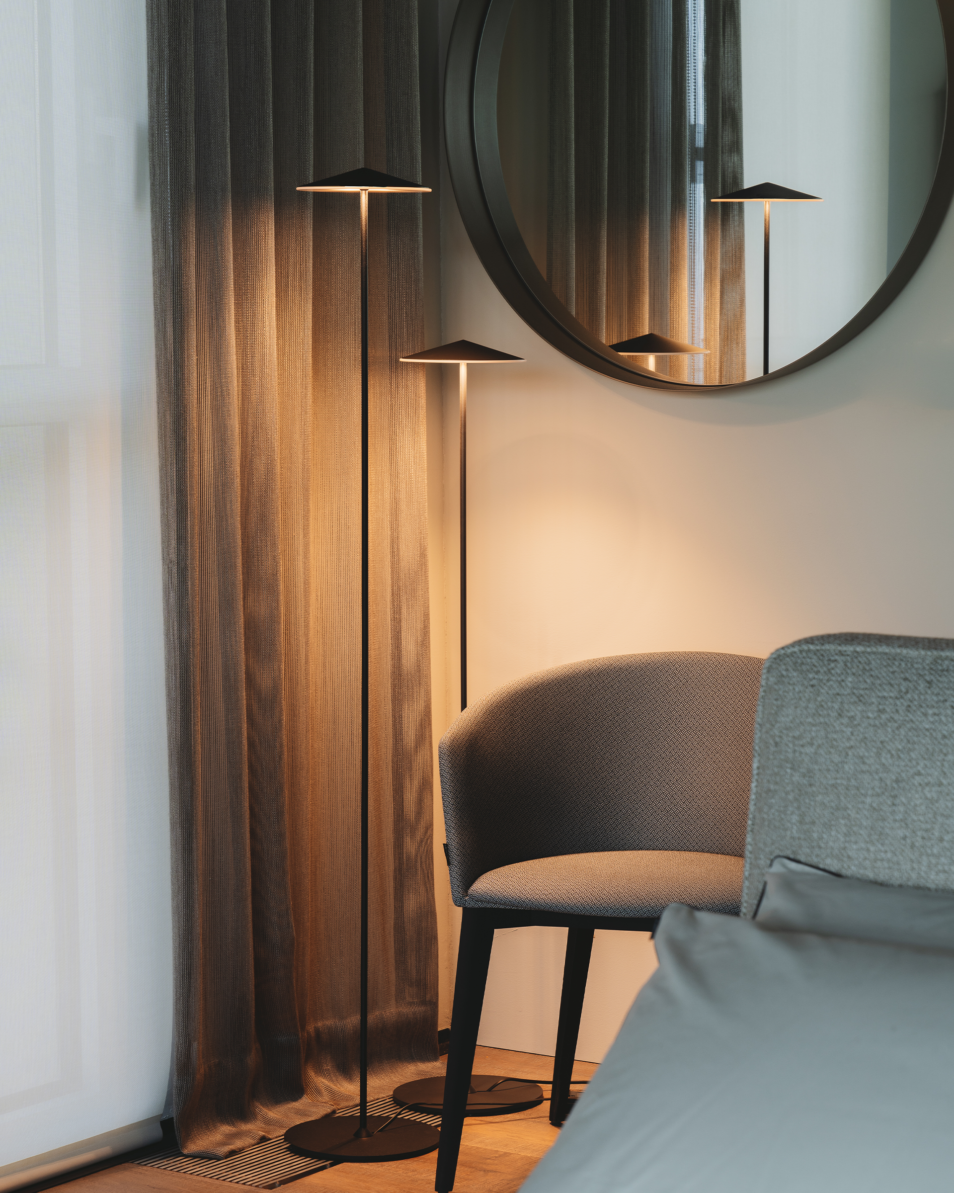 Lampada da terra Pla