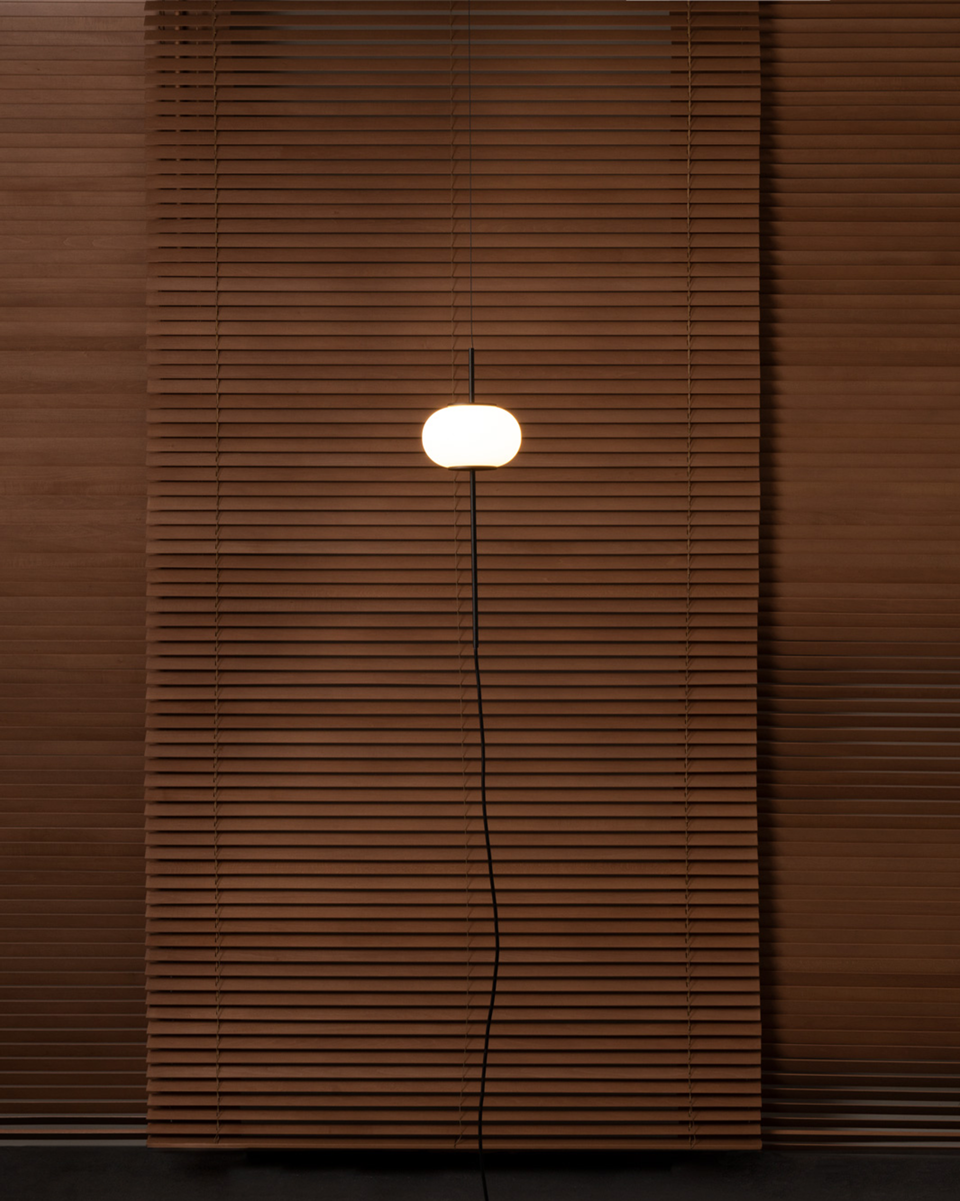 Lampada da terra Astros