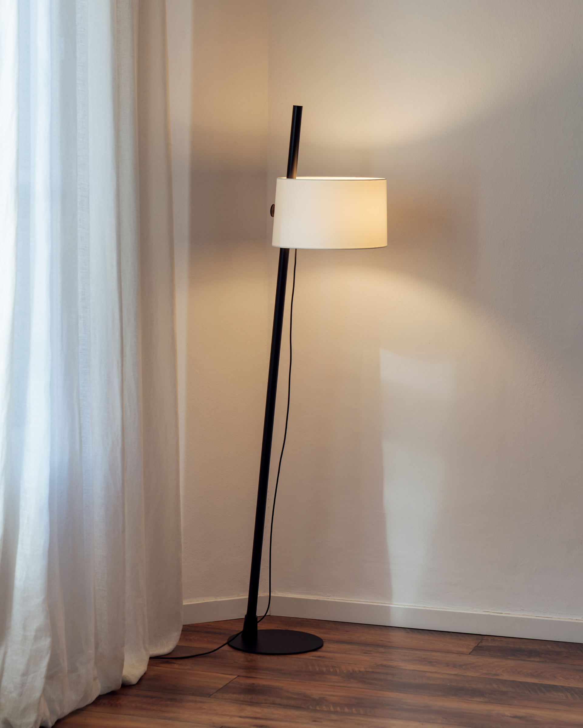 Lampada da terra Linood