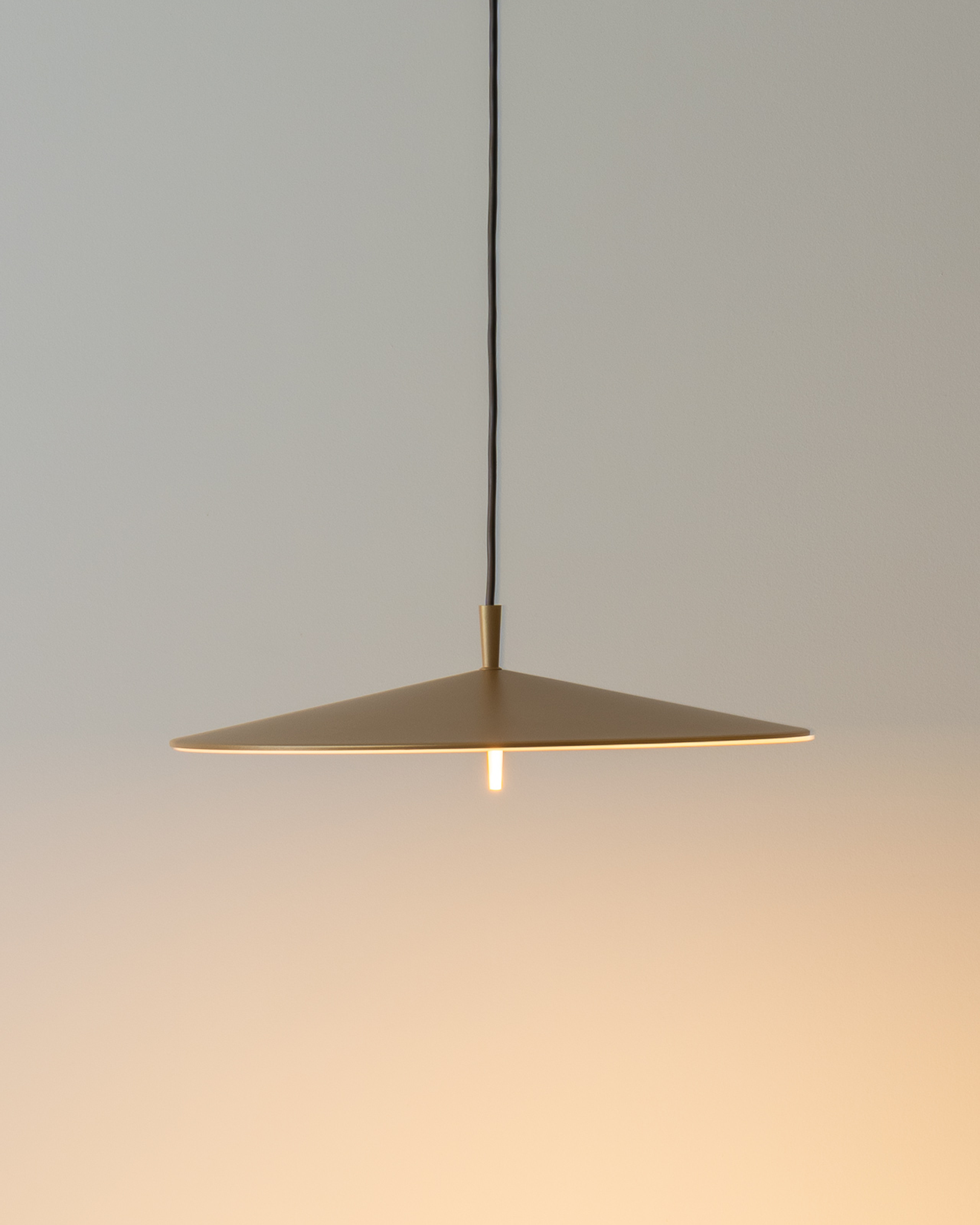 Lampada a sospensione Pla