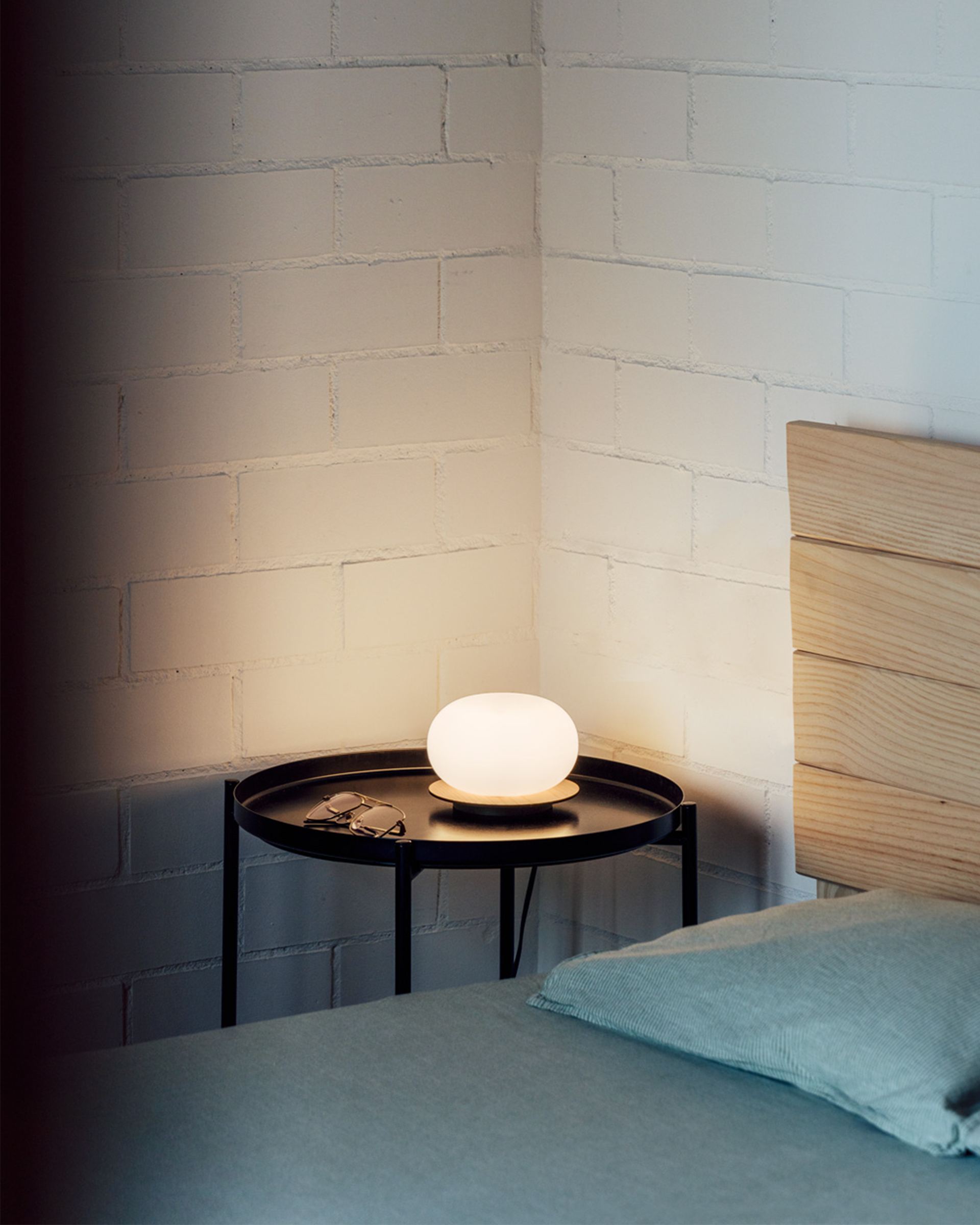 Lampada da tavolo Knock