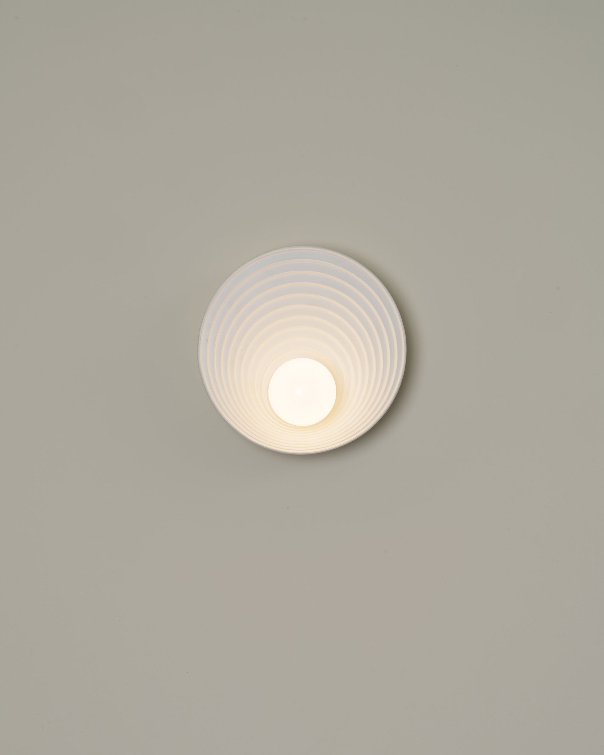 Lampada da parete Albor, bianco ghiaccio