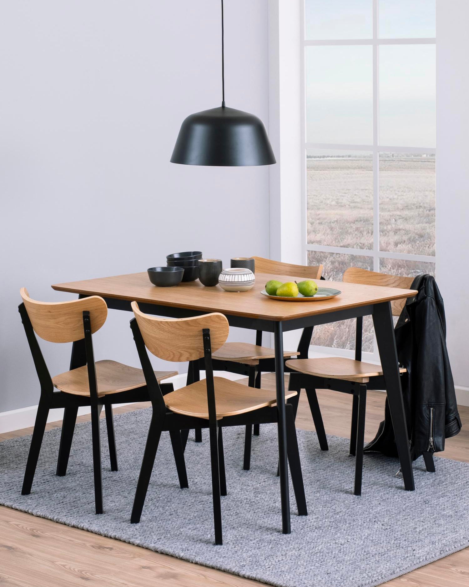 Tavolo da pranzo in legno Roxby