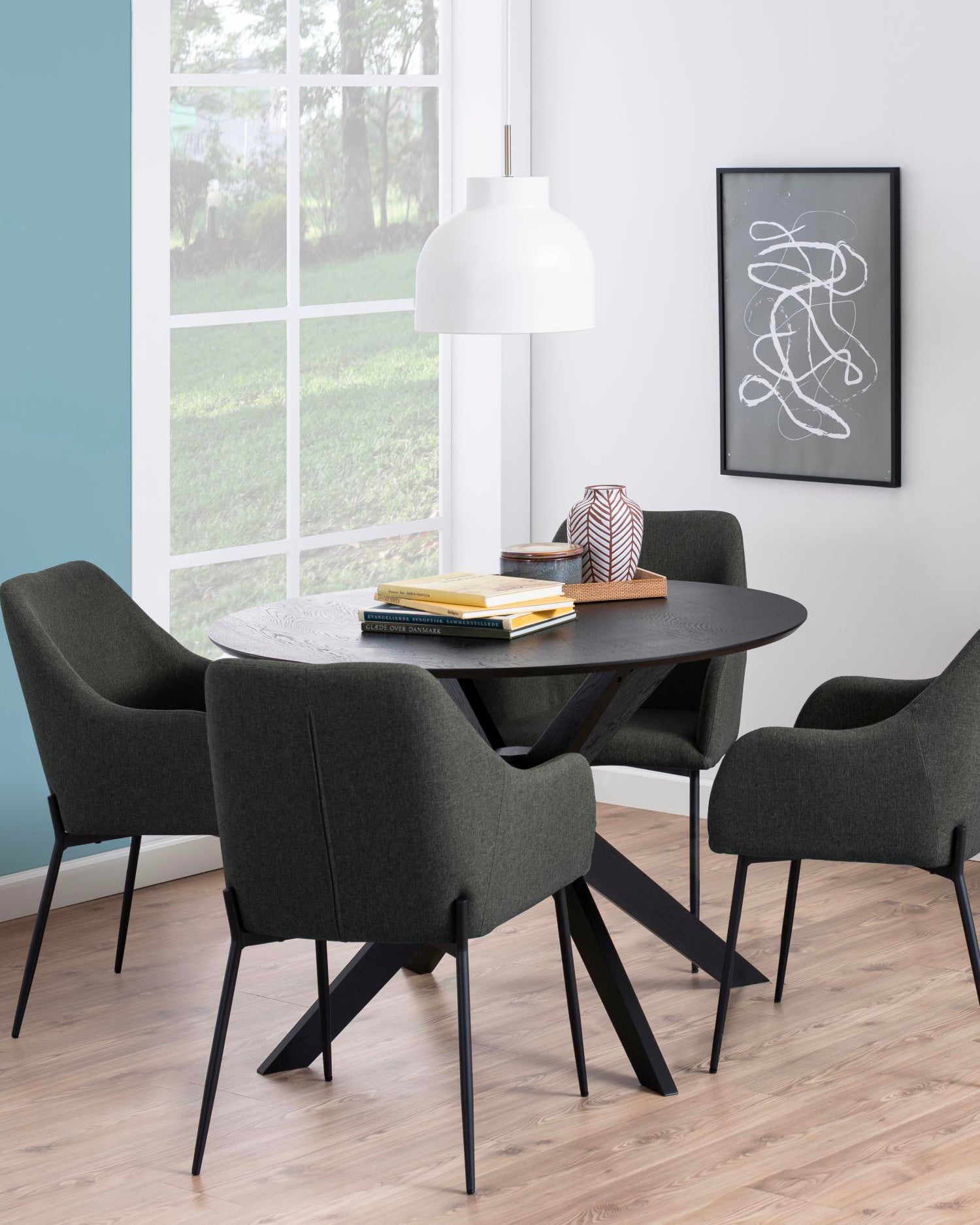 Tavolo da pranzo rotondo in legno Skog