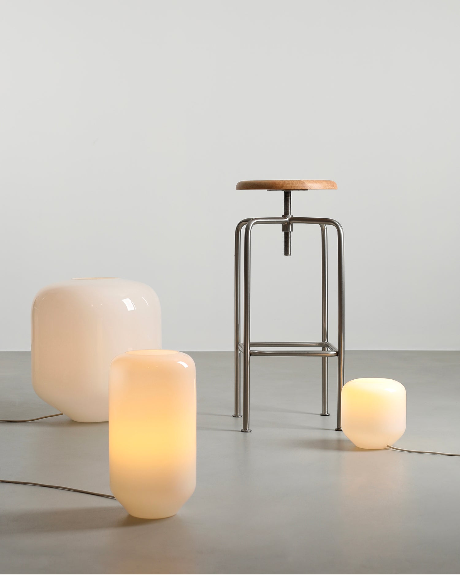 Lampada a sospensione in metallo e vetro Flask