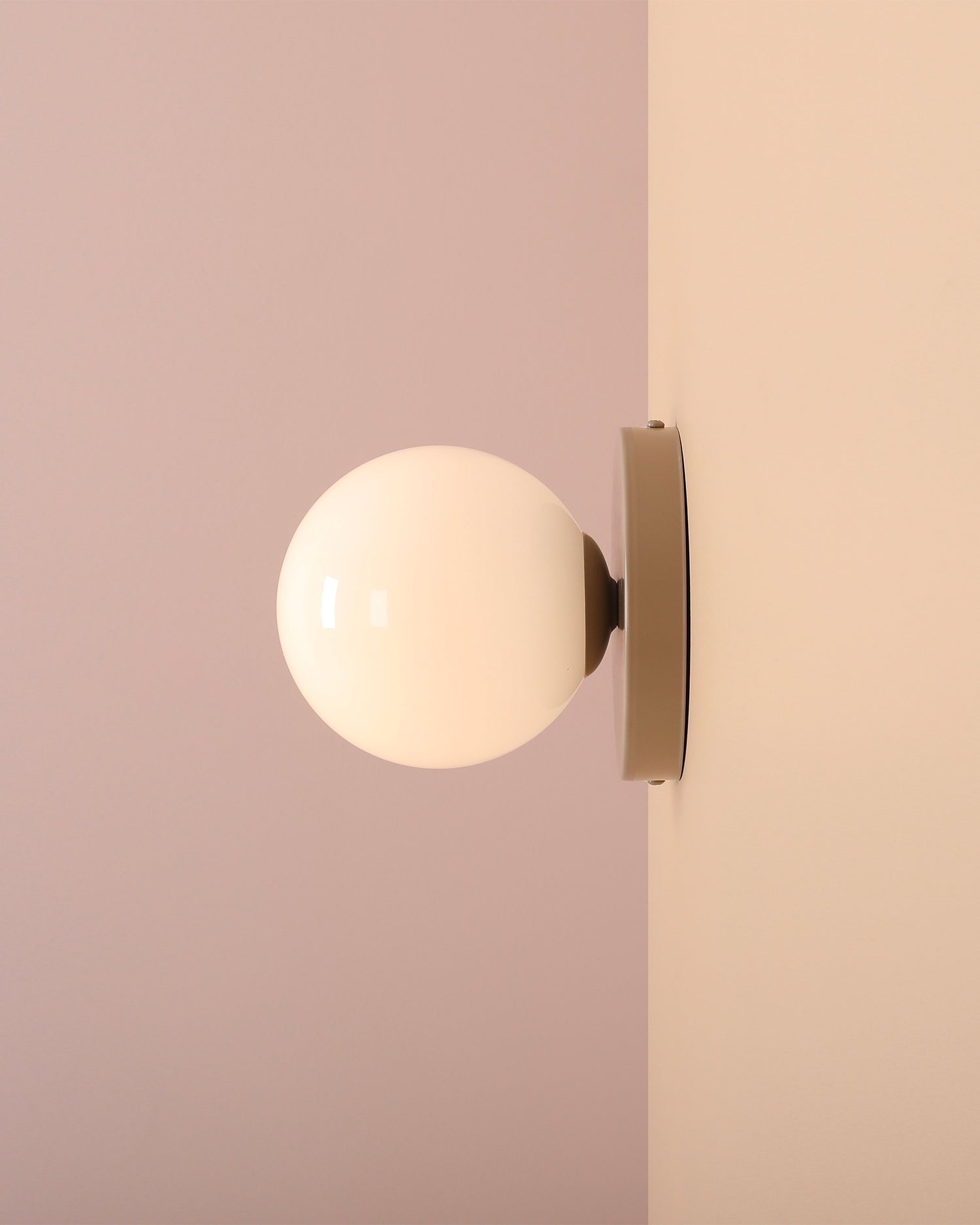Lampada da parete Ball II, beige