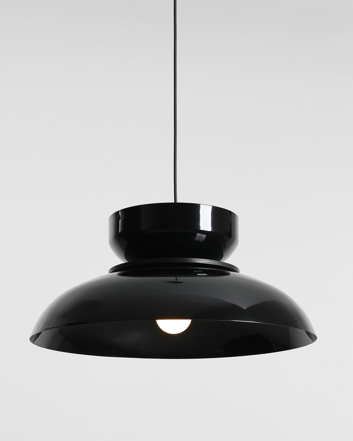 Lampada a sospensione in metallo Aldo