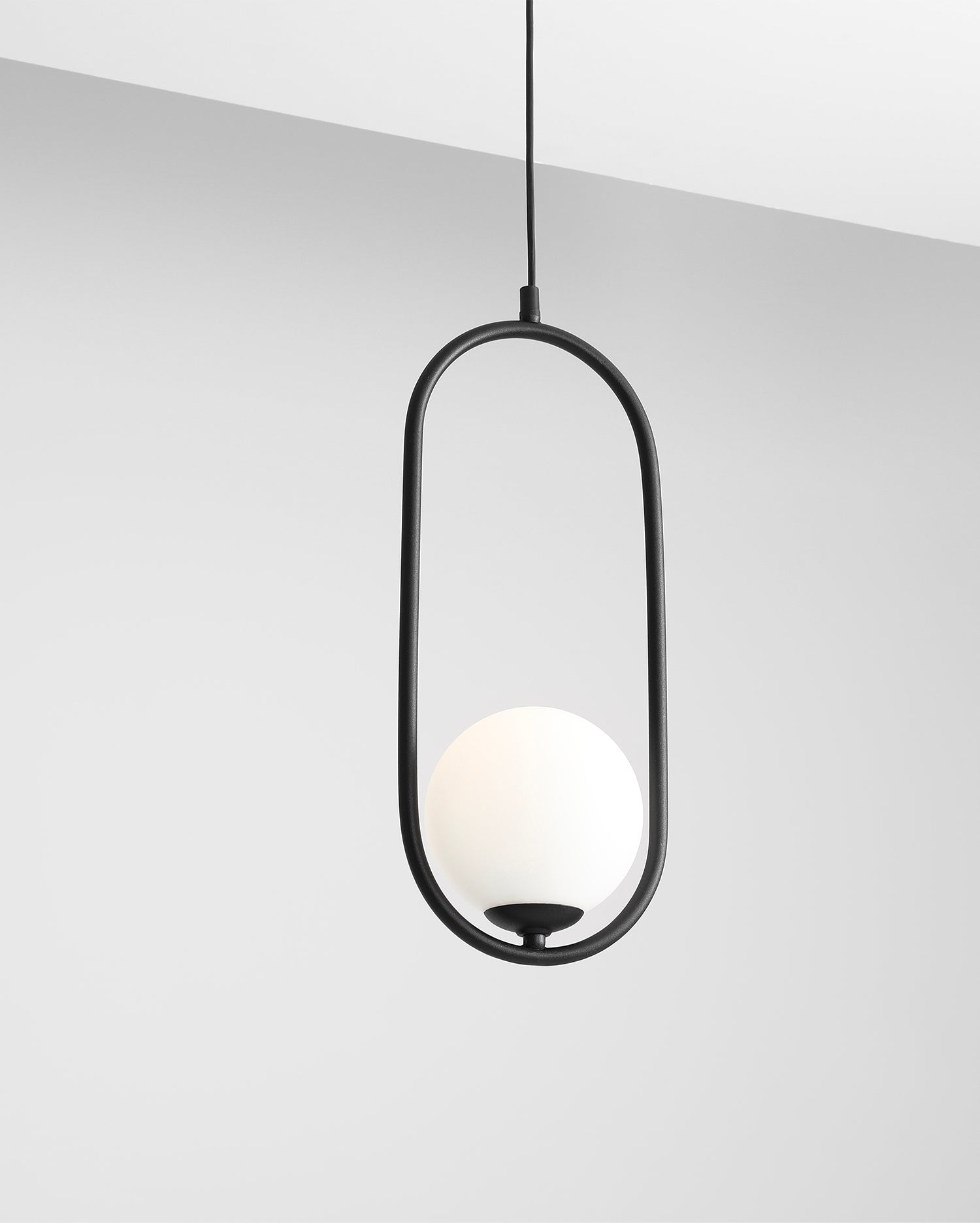 Lampada a sospensione Riva, nera