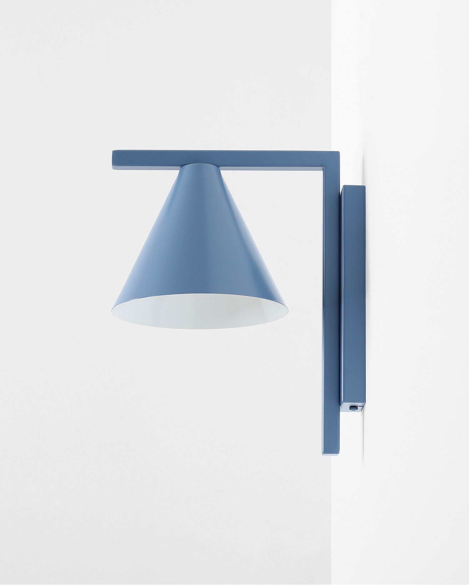 Lampada da parete Form, blu