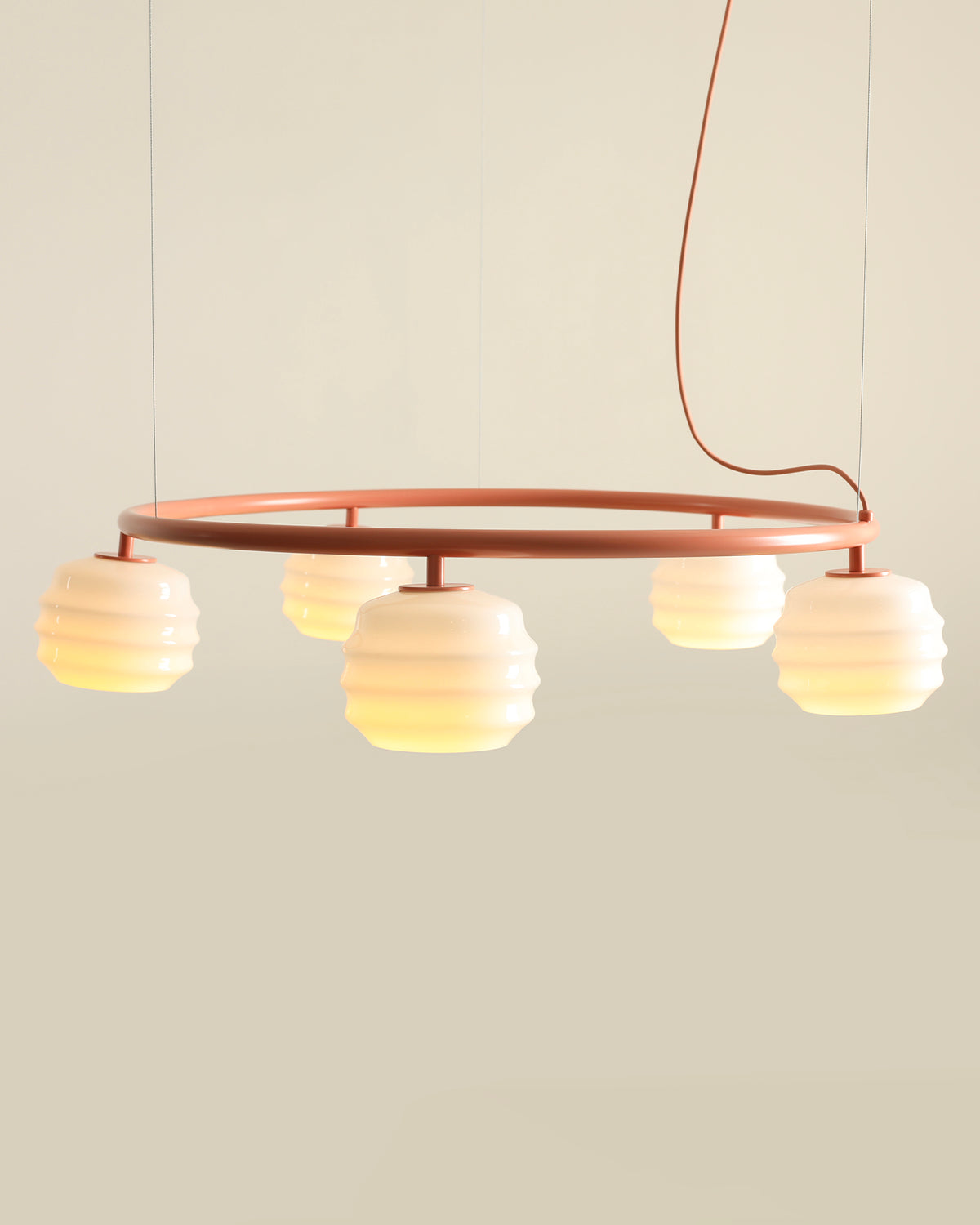 Lampadario circolare in metallo e vetro Puff