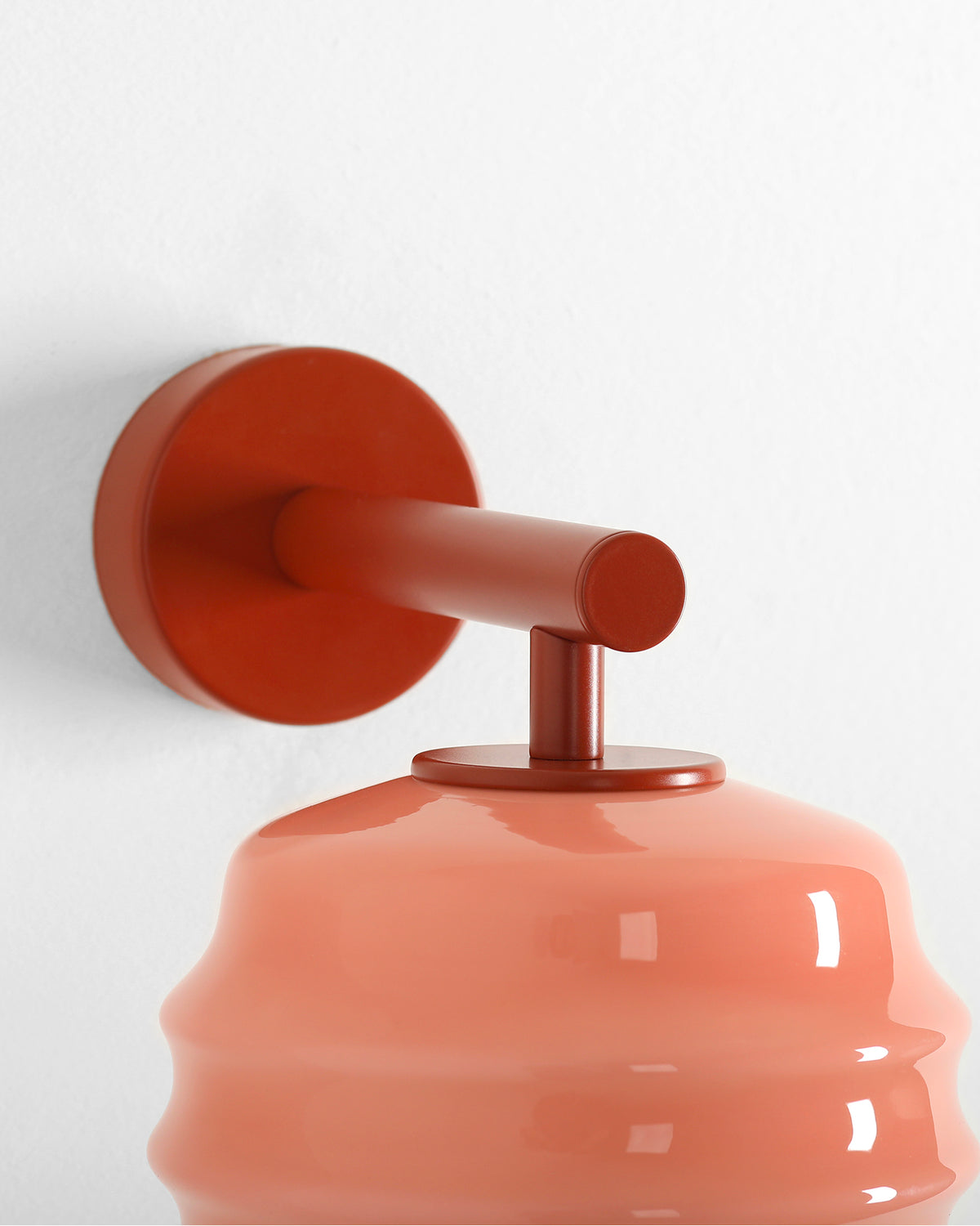 Lampada da parete in metallo e vetro Puff Glaze