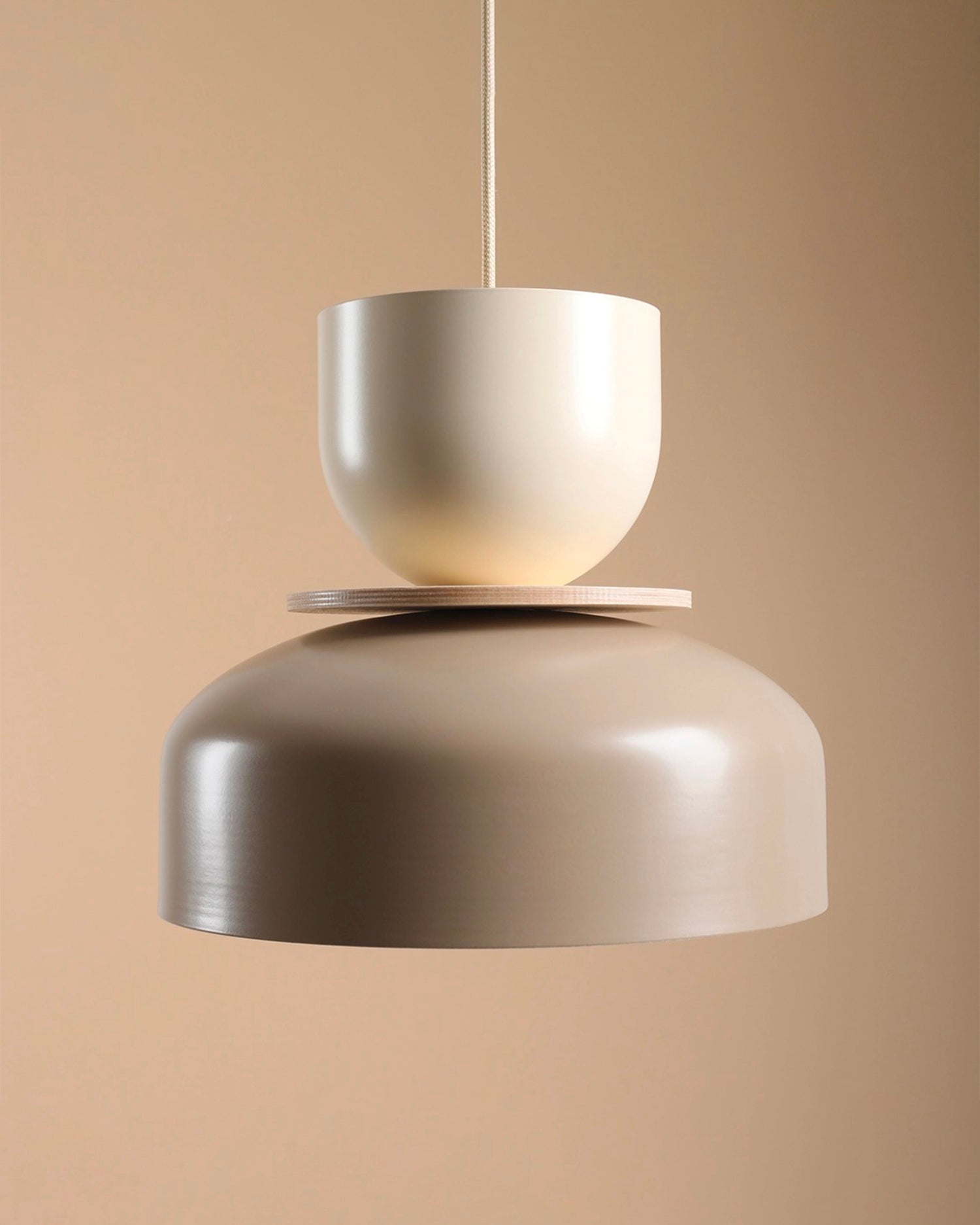 Lampada a sospensione in metallo Uto