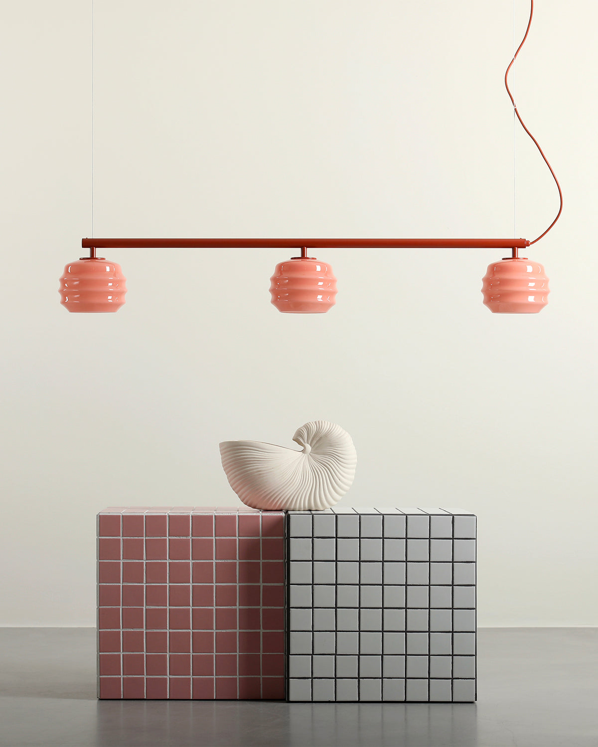 Lampada a sospensione a 3 luci in metallo e vetro Puff Glaze