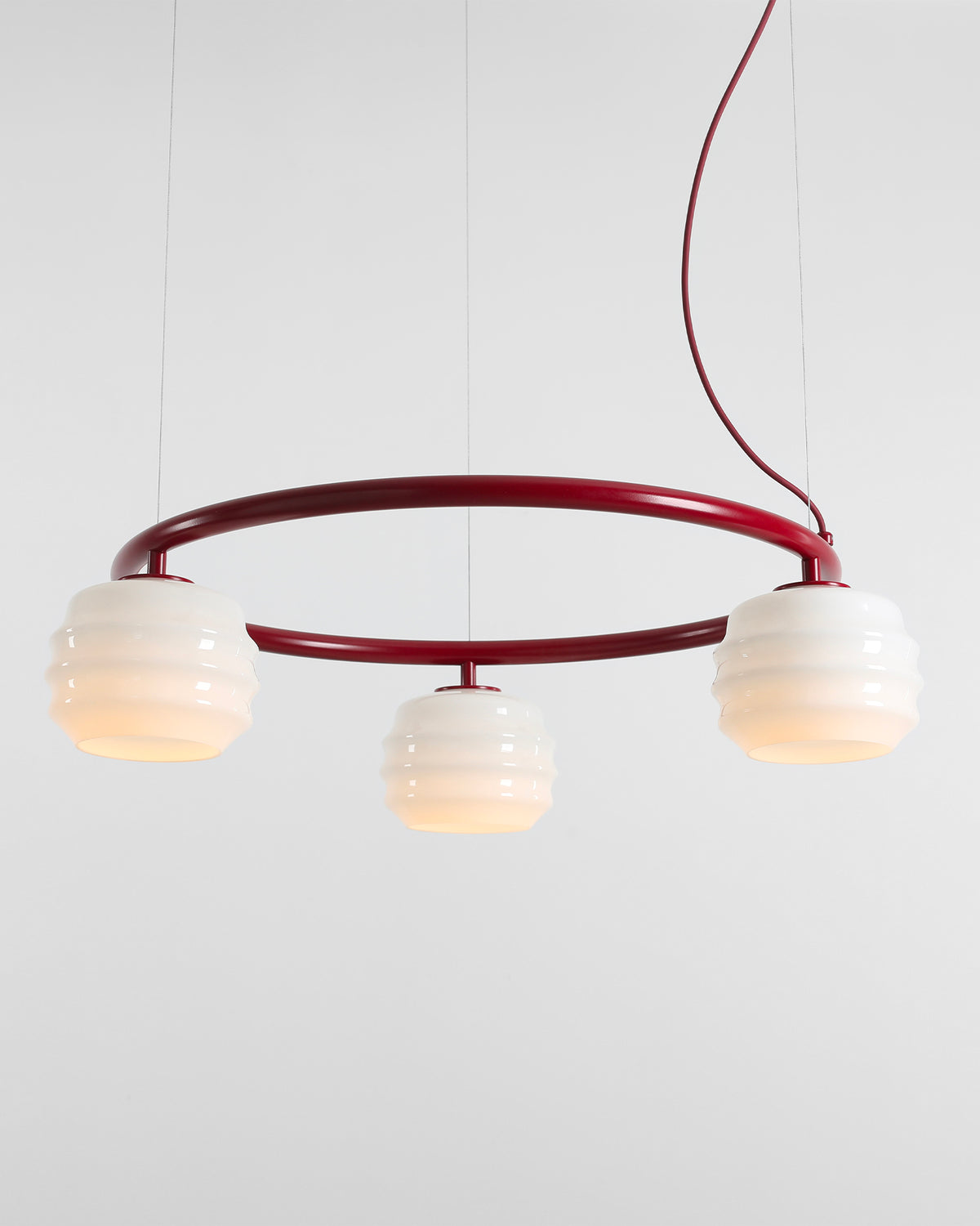 Lampadario circolare in metallo e vetro Puff