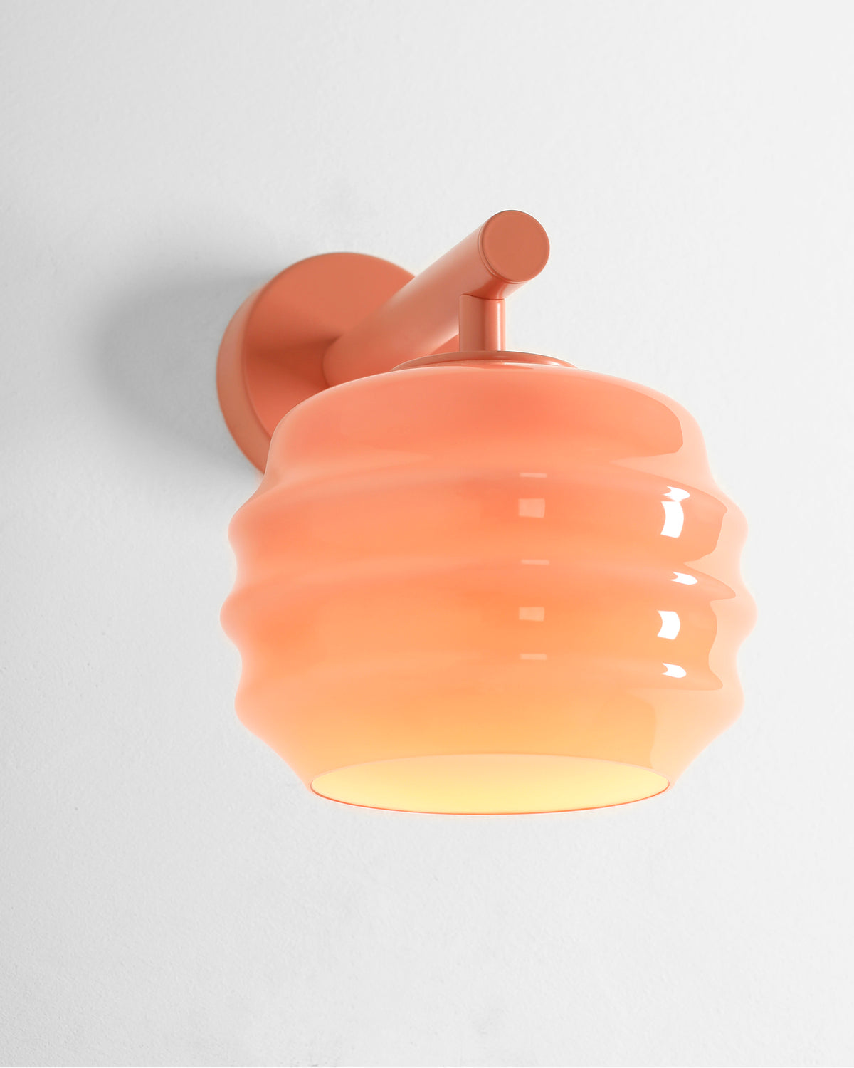 Lampada da parete in metallo e vetro Puff Glaze