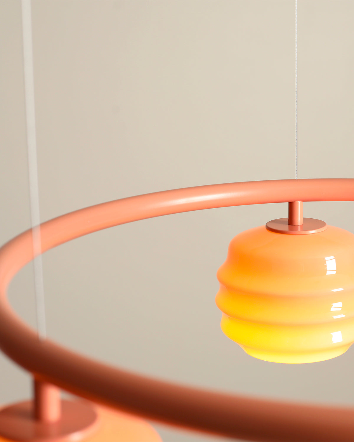 Lampadario circolare in metallo e vetro Puff Glaze