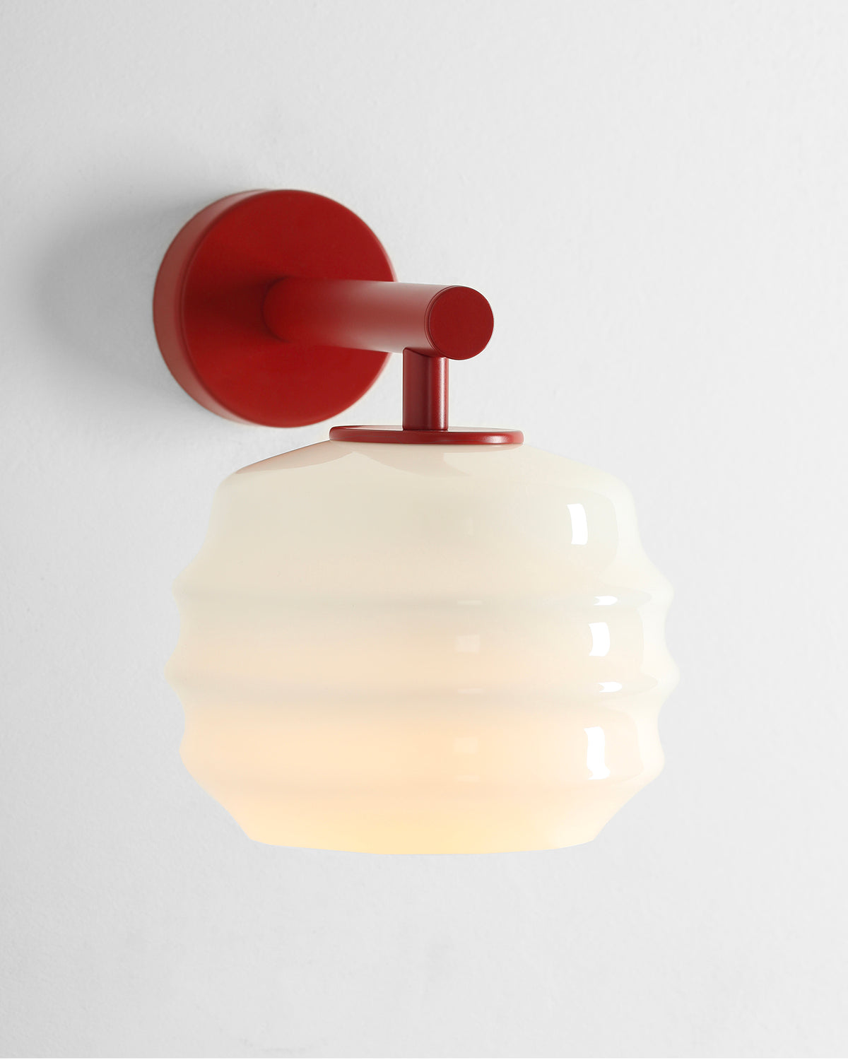 Lampada da parete in metallo e vetro Puff