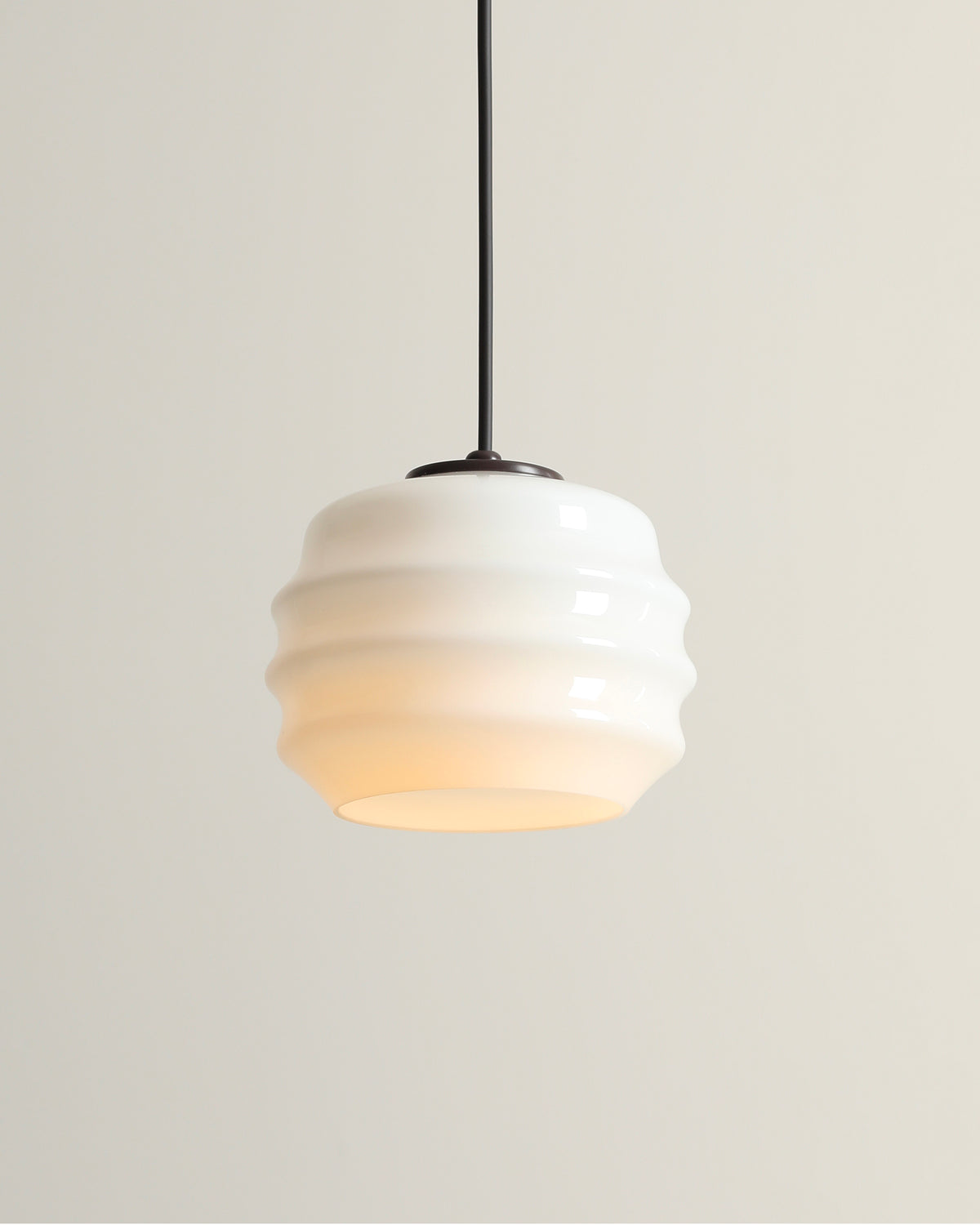 Lampada a sospensione in metallo e vetro Puff