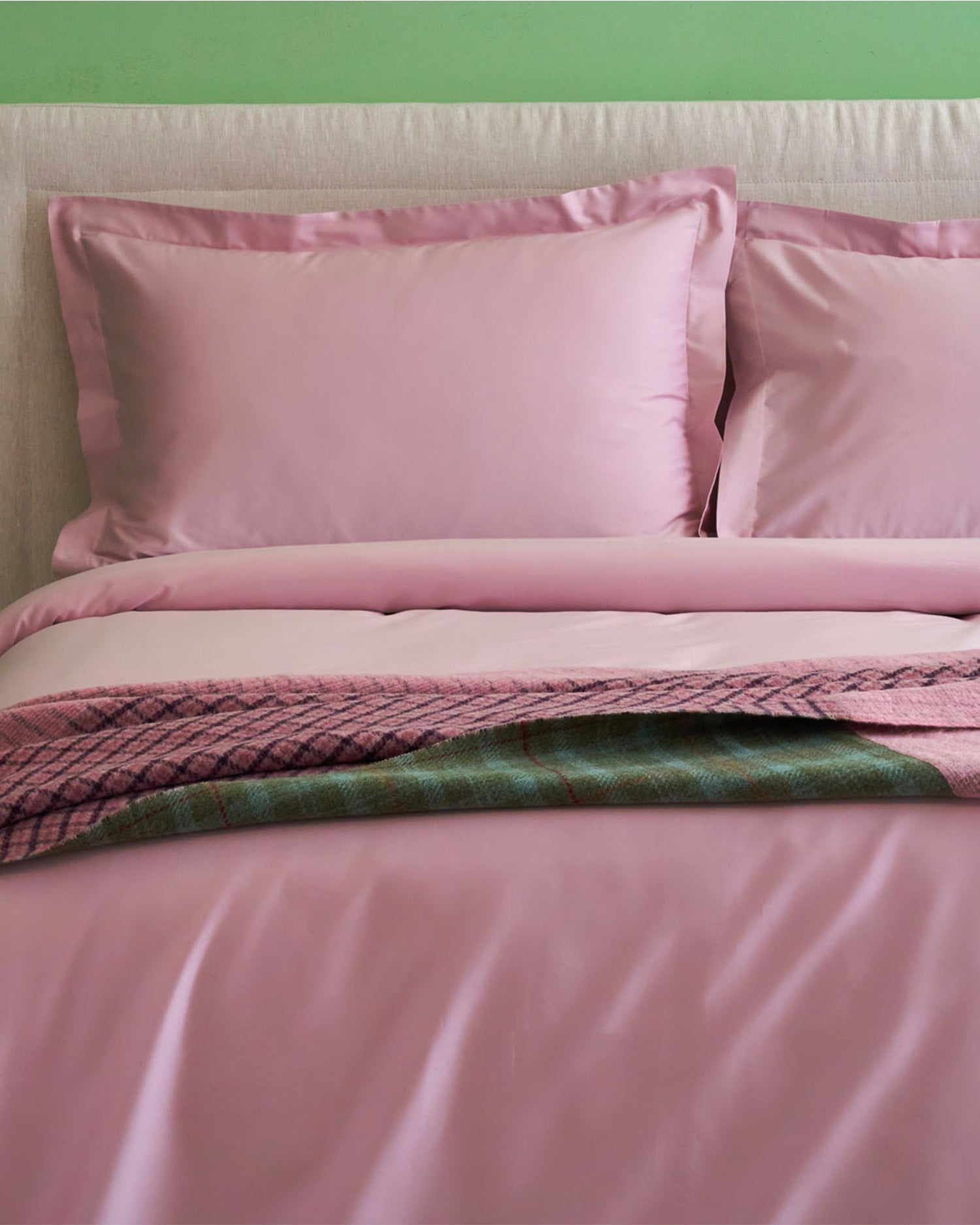 Parure copripiumino matrimoniale in raso di cotone Ametista, 16 colori disponibili