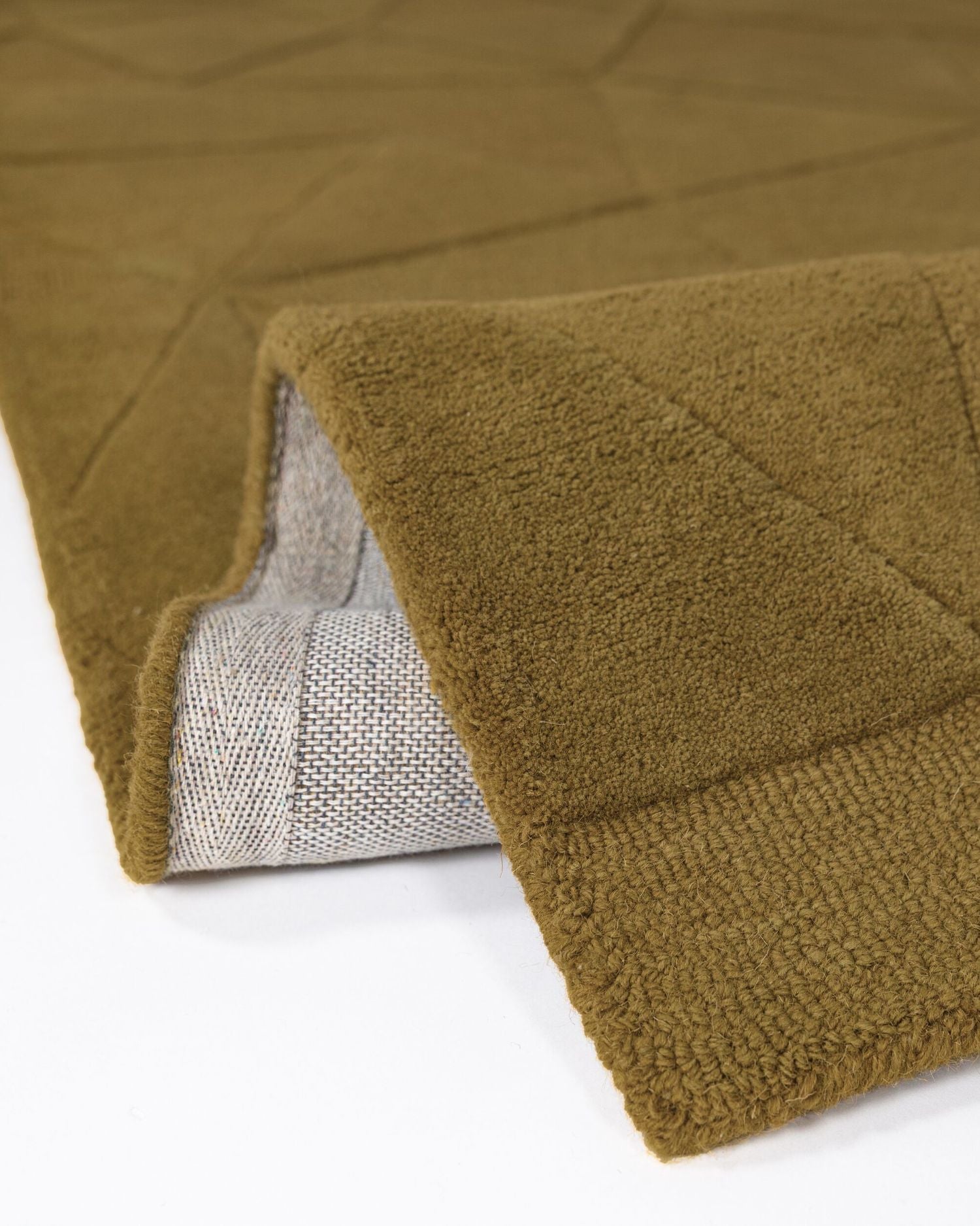 Tappeto geometrico in lana Shard
