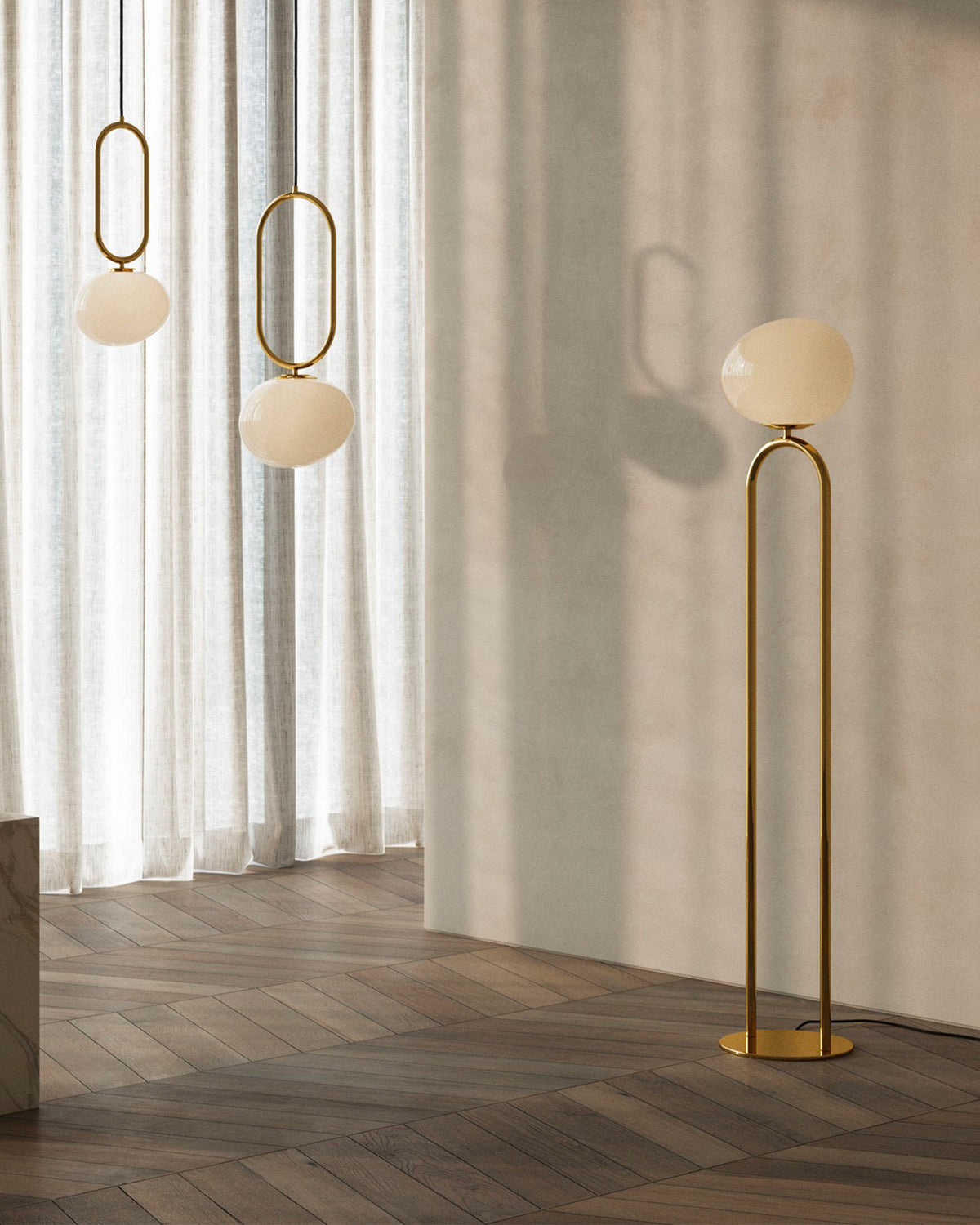 Lampada da terra in vetro e ottone Shapes