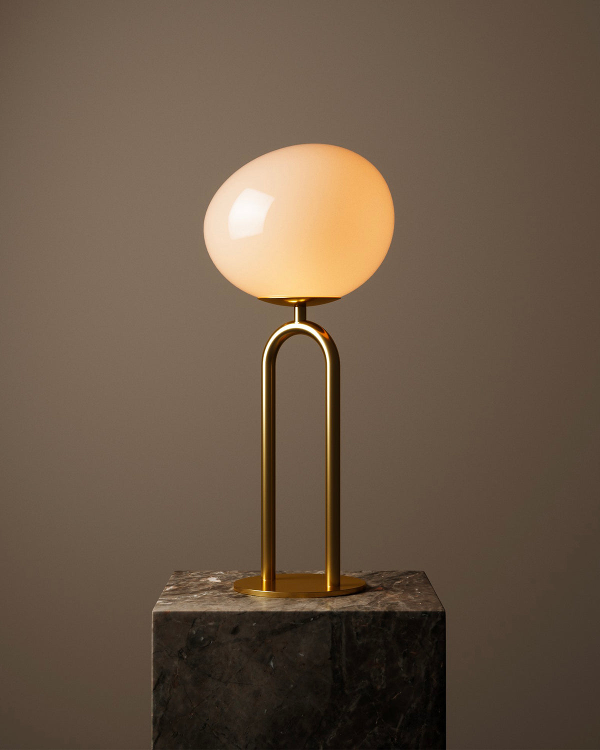 Lampada da tavolo in vetro e ottone Shapes