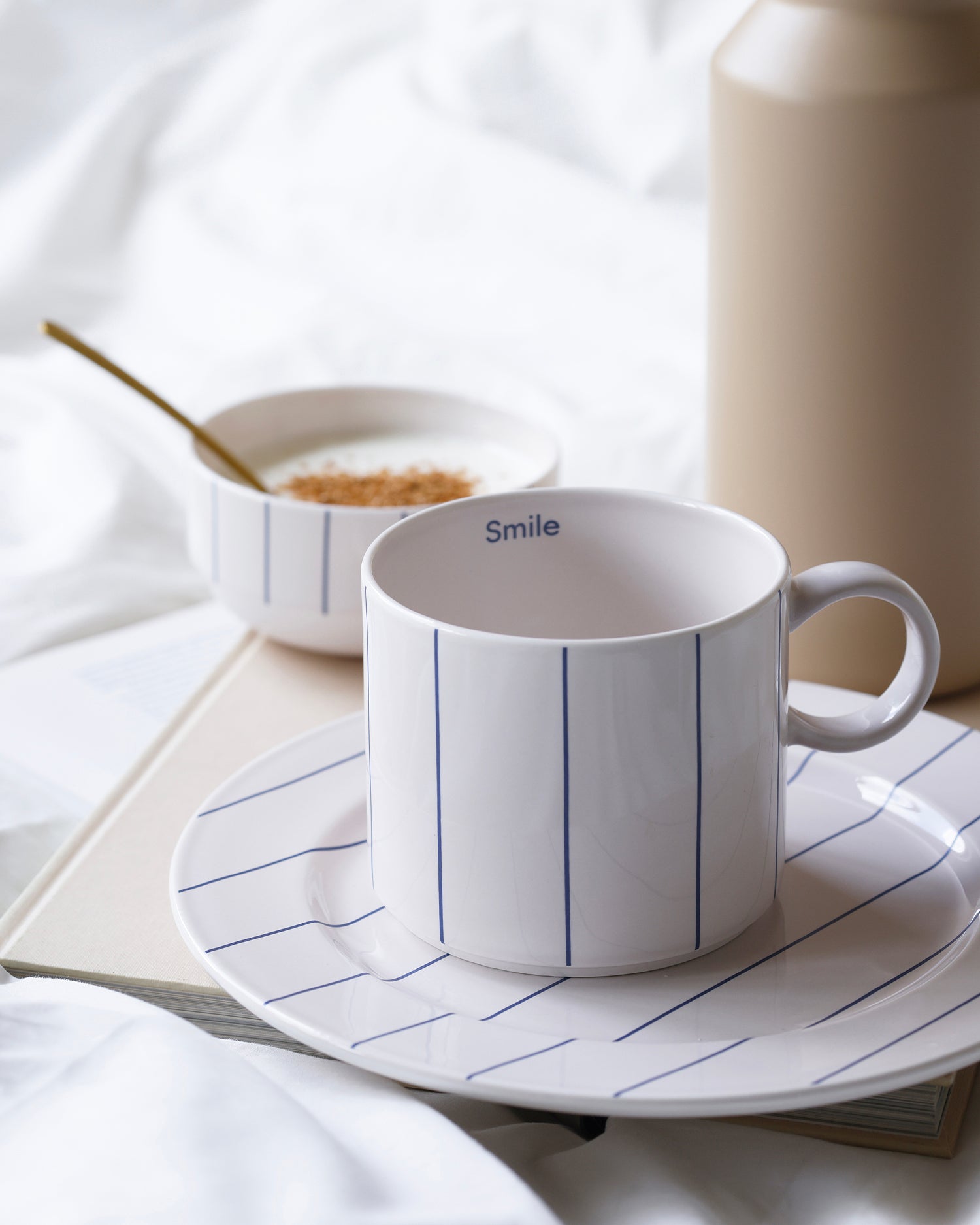 Tazza di design con scritta "Smile" Pyjamas Jumbo