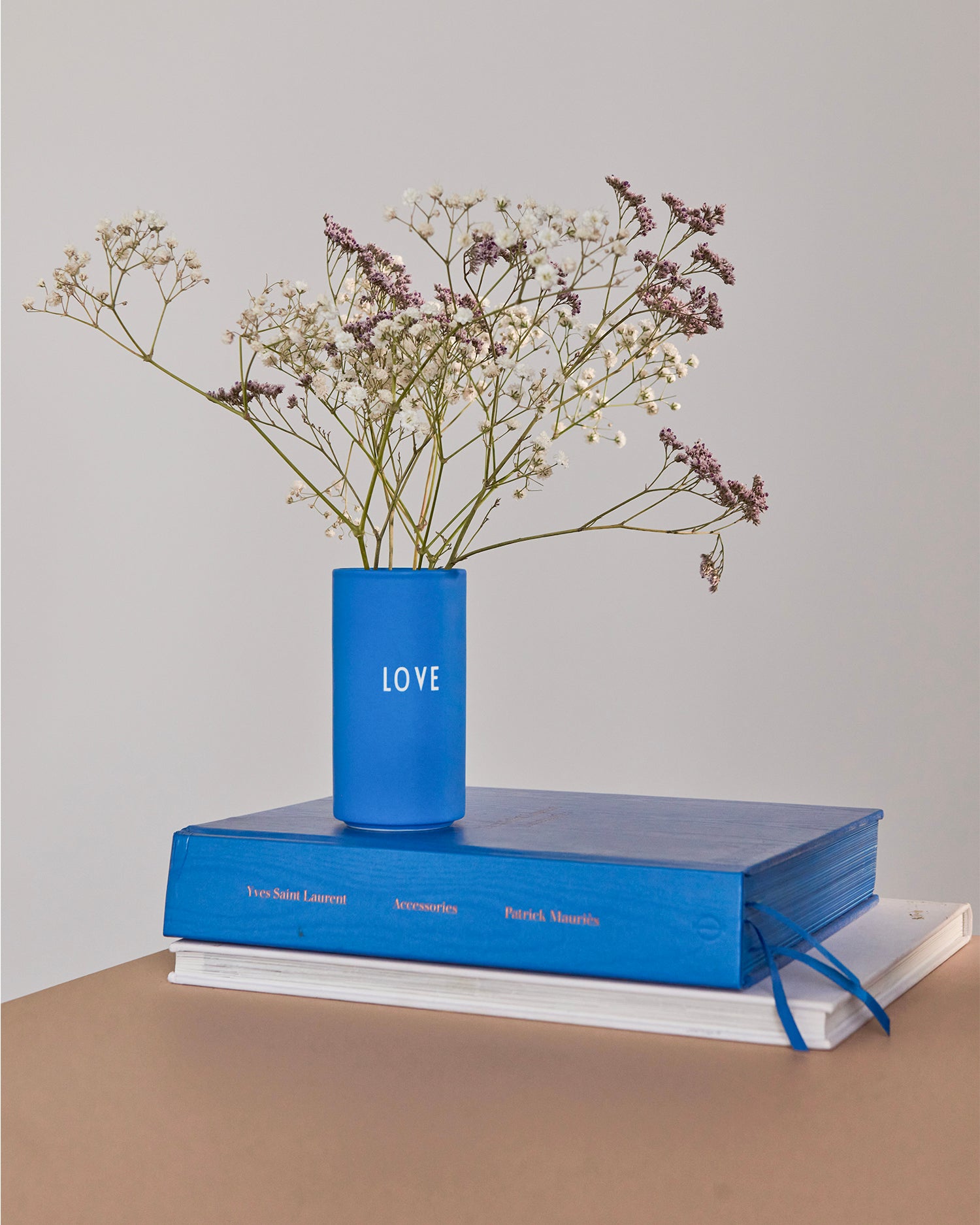 Vaso in porcellana con scritta "Love" Favourite