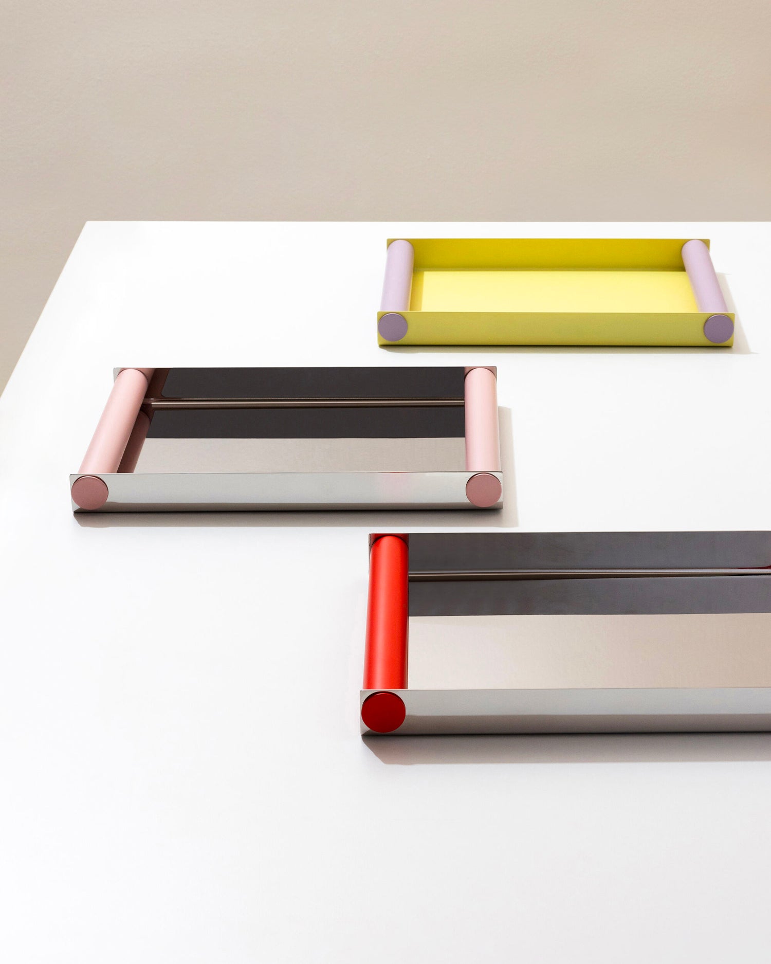 Vassoio decorativo in metallo Ray