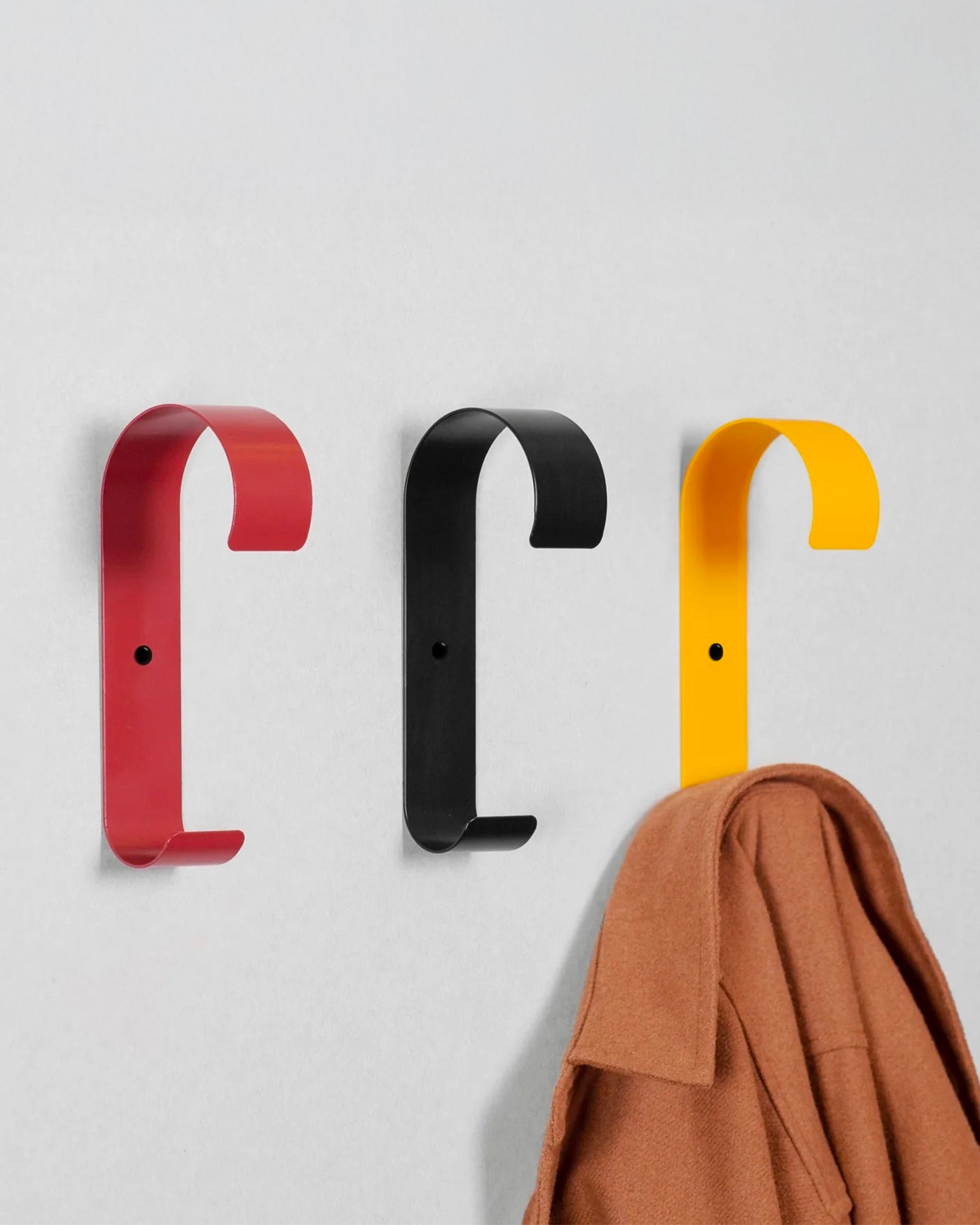 Set 2 appendiabiti da parete in metallo Cocò