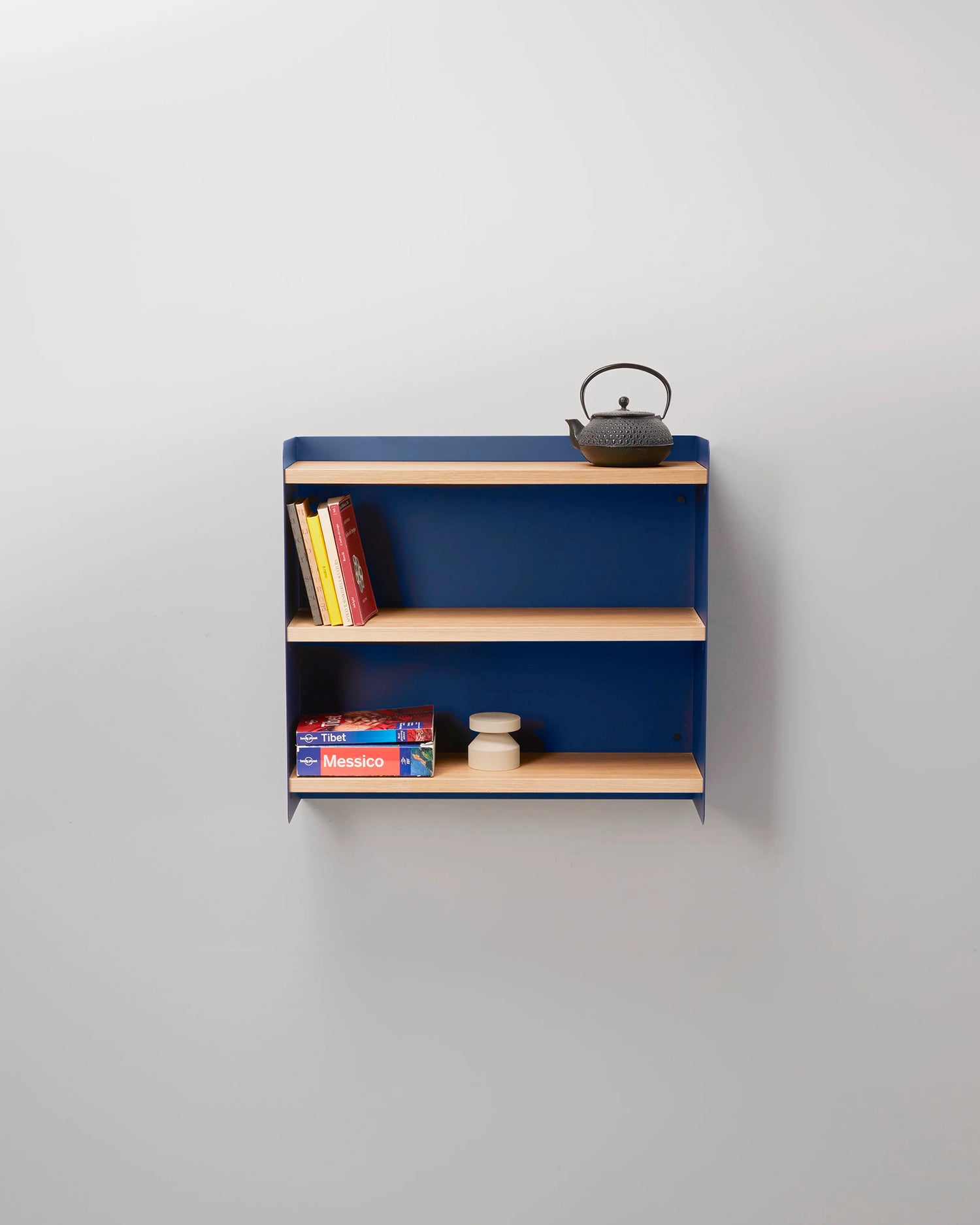 Scaffale da parete in metallo e rovere Giuly