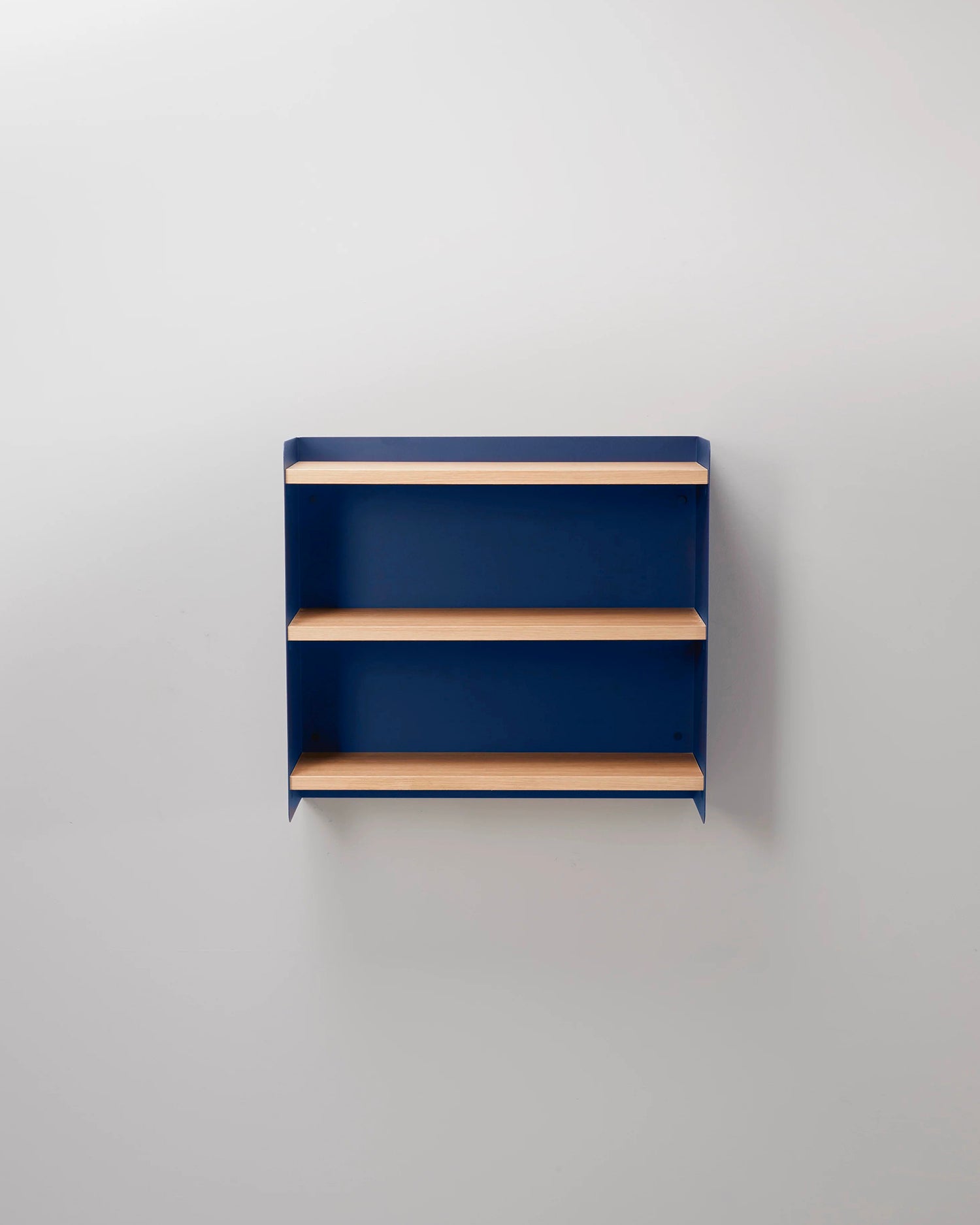 Scaffale da parete in metallo e rovere Giuly