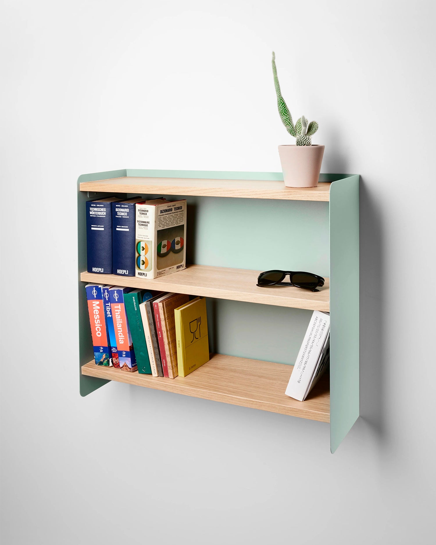 Scaffale da parete in metallo e rovere Giuly