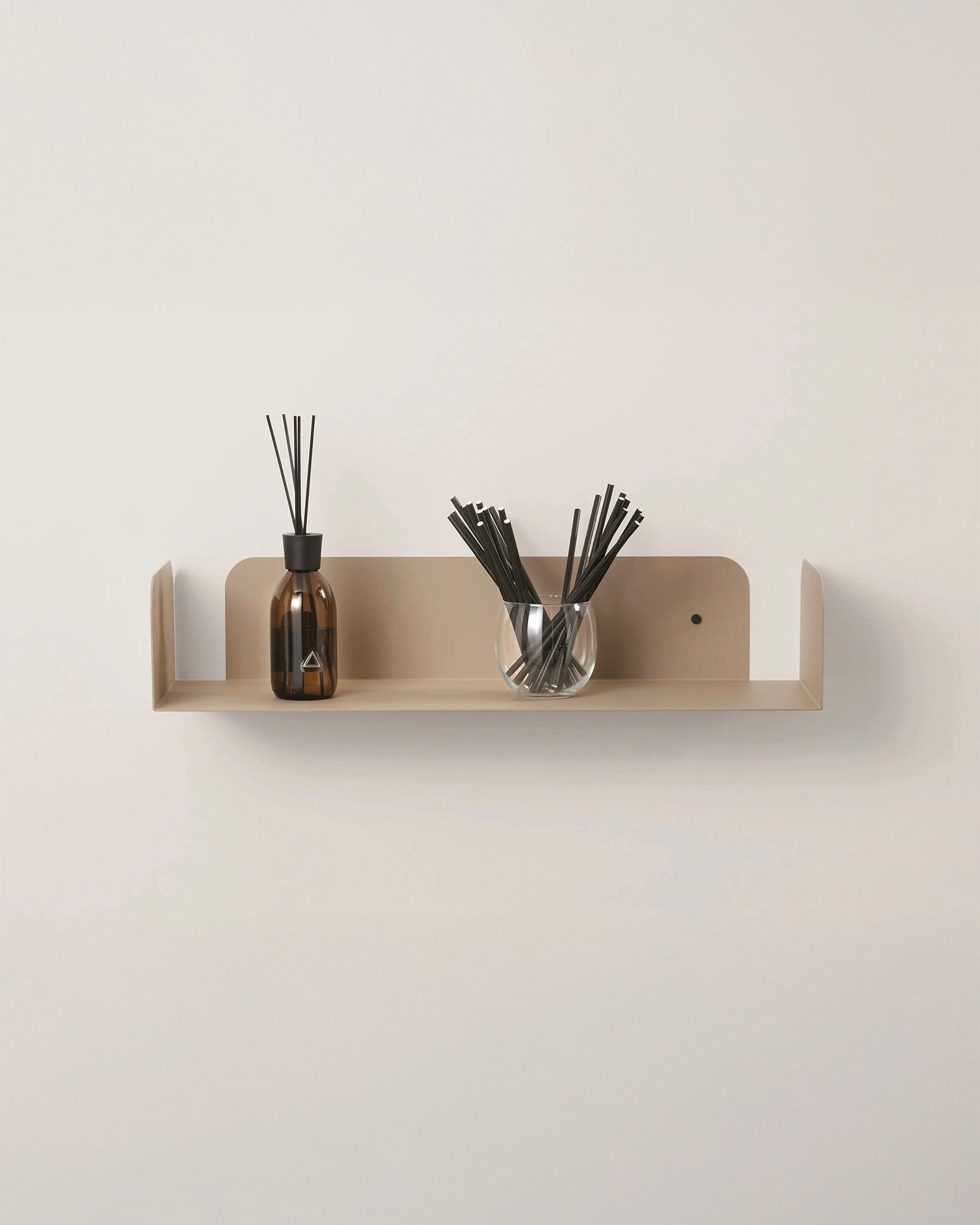 Mensola da parete in metallo Smarty, 13 colori disponibili