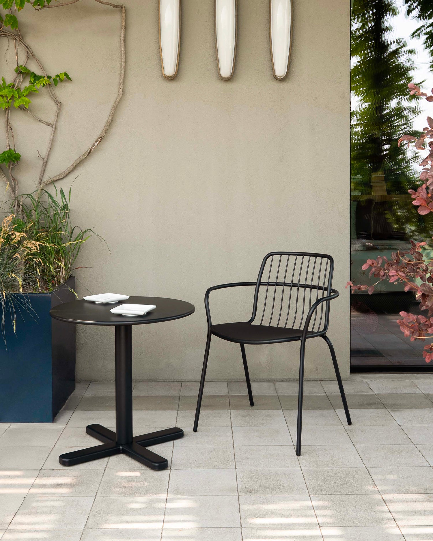 Set 2 sedie da esterno con braccioli in acciaio Alisea