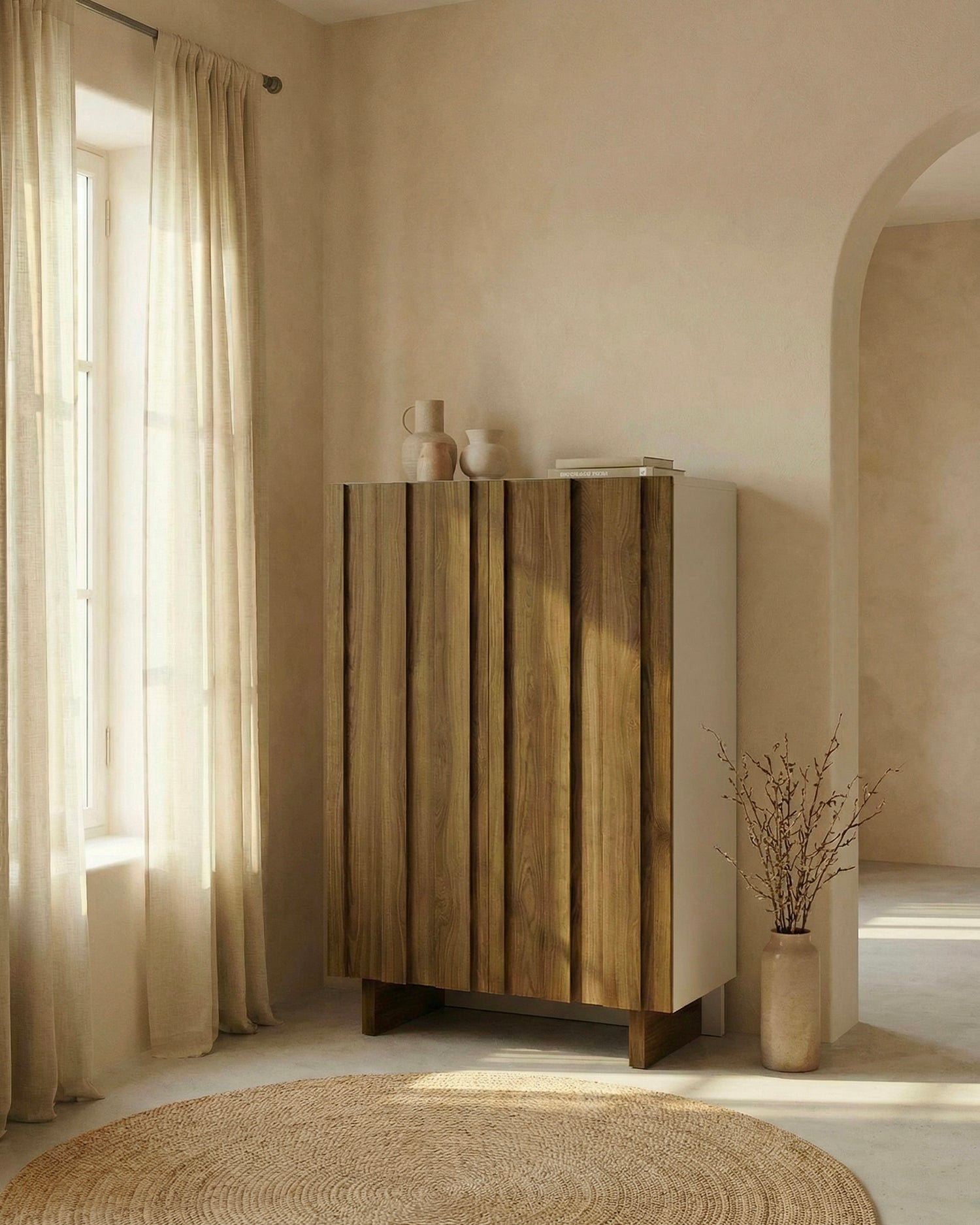 Credenza alta in legno di pino Marlo